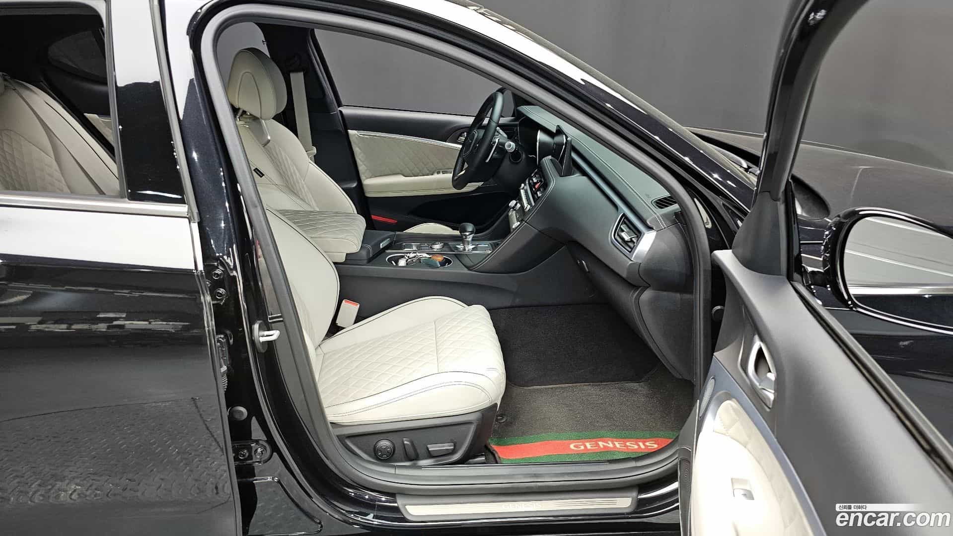 G70 Genesis 2023.6-INNER-036