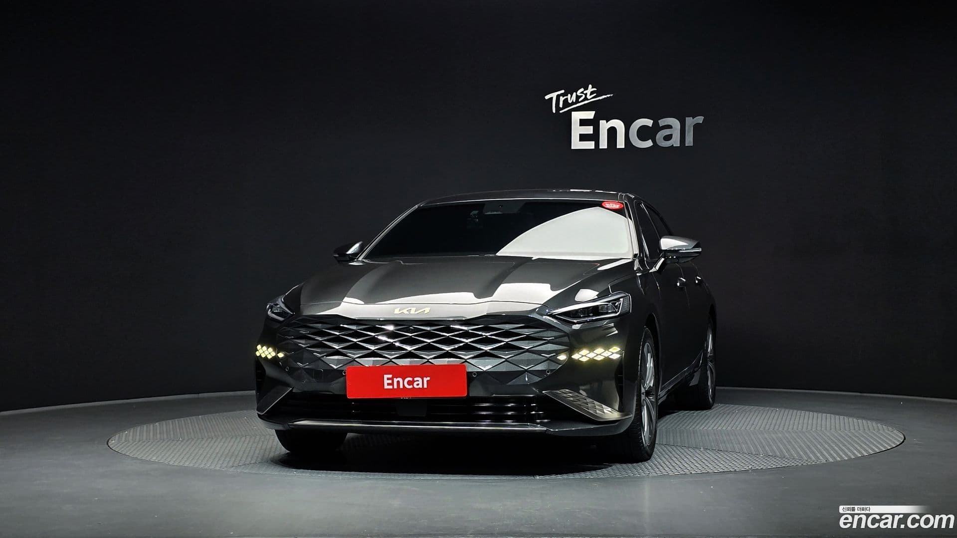 Main__Slider__Photo:K8 Kia 2021.8-2