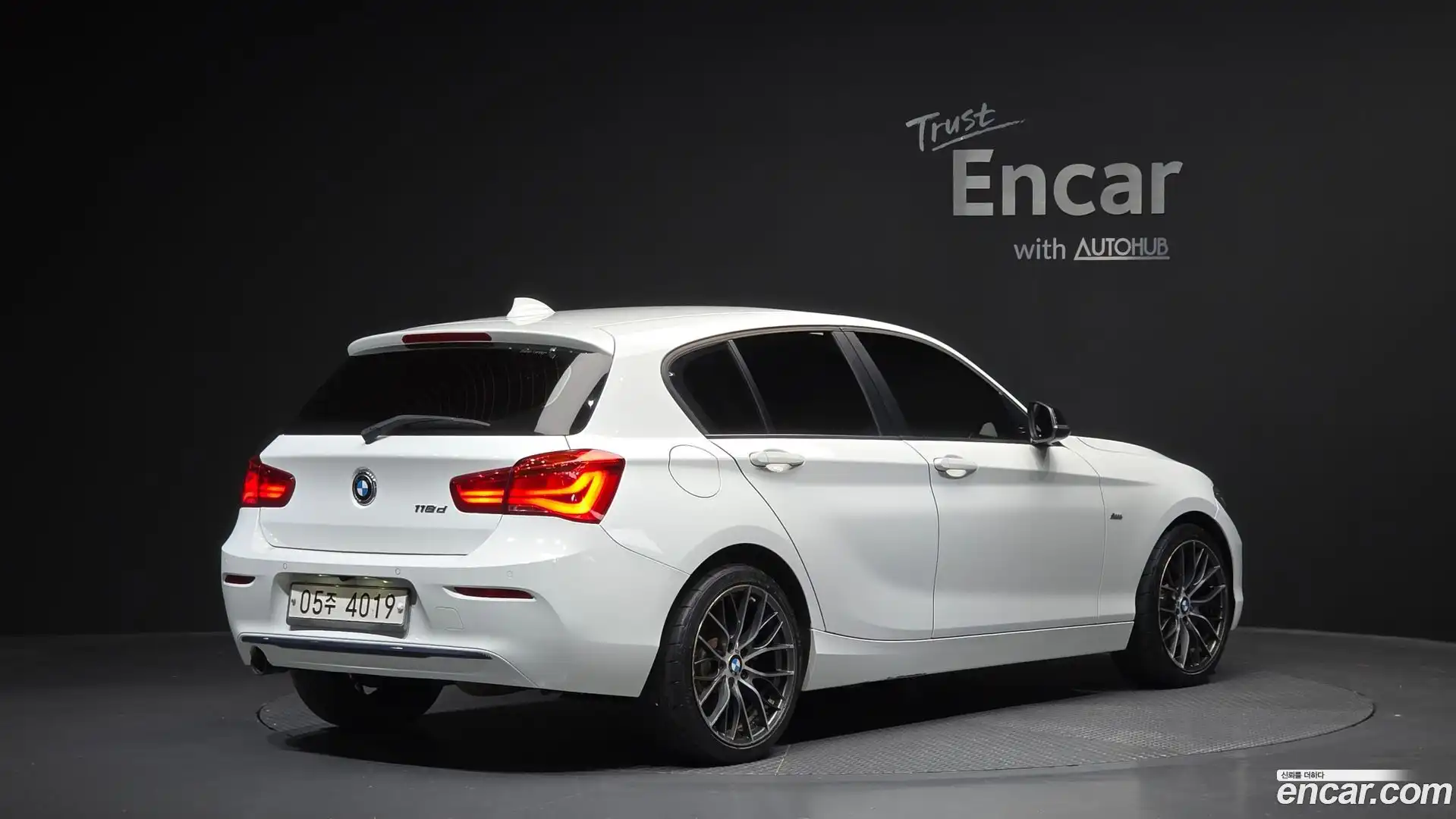 1-Series BMW 2016.11-OUTER-002