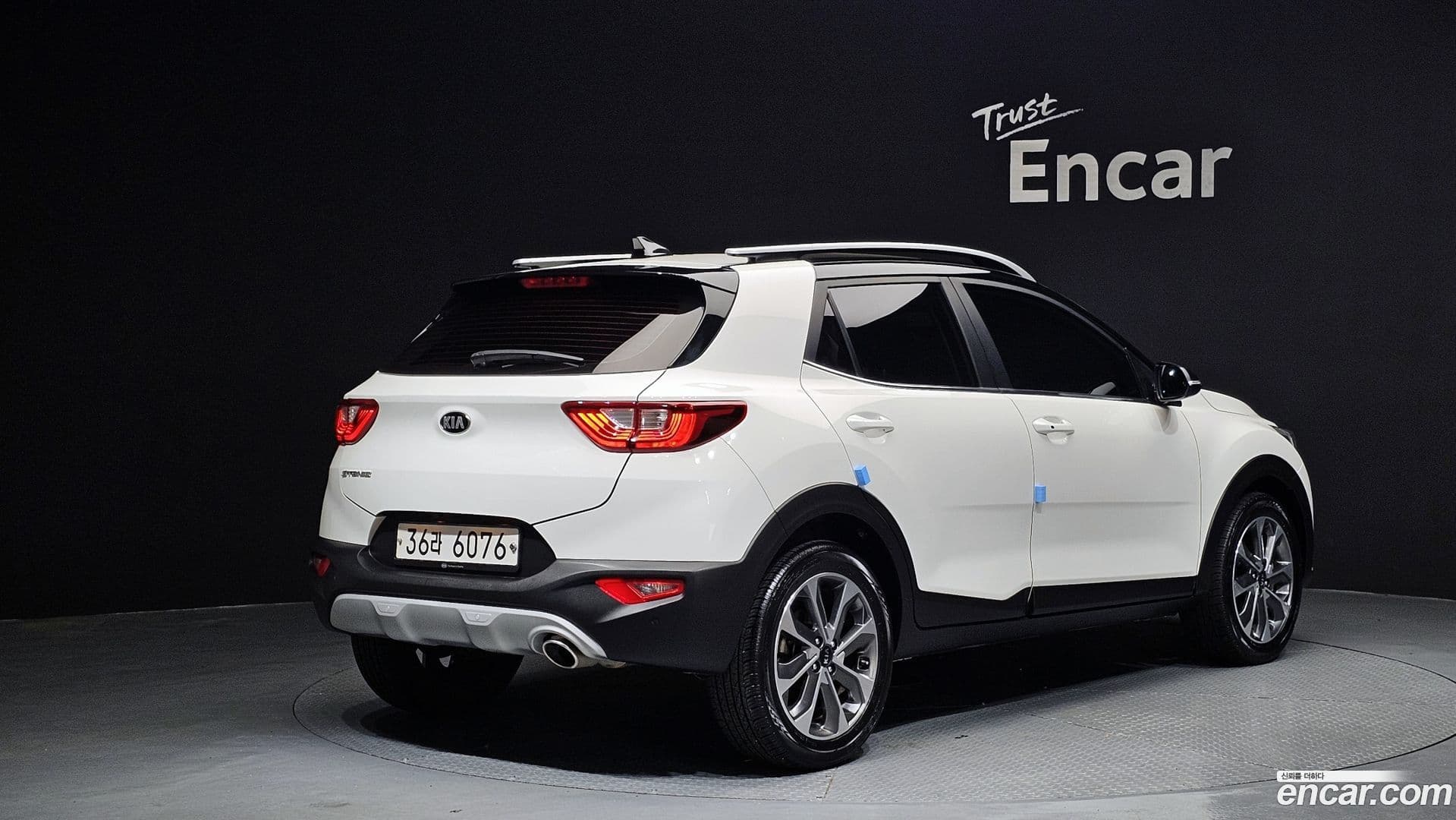 Main__Slider__Photo:Stonic Kia 2019.0-1