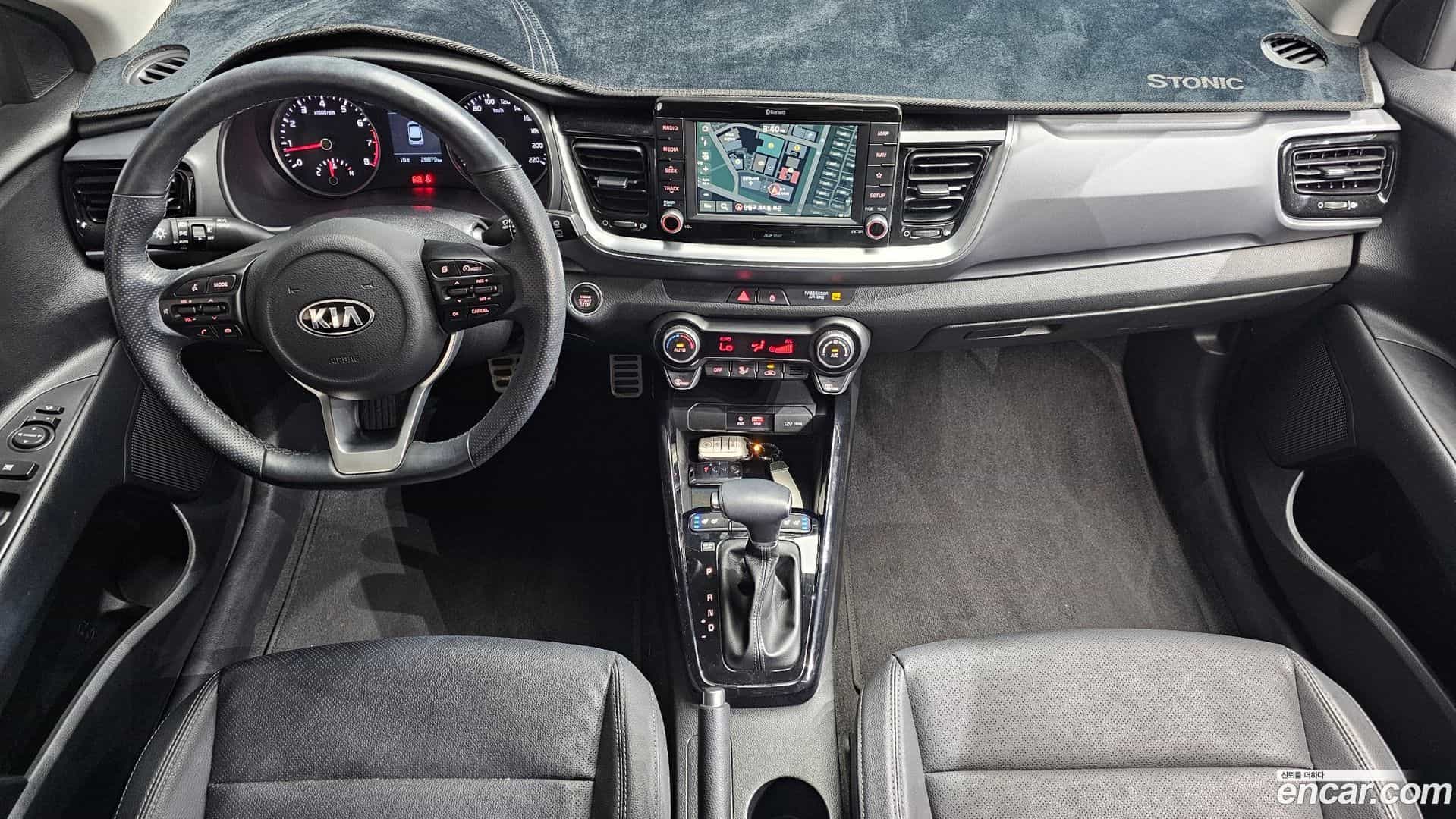 Stonic Kia 2019.0-INNER-007