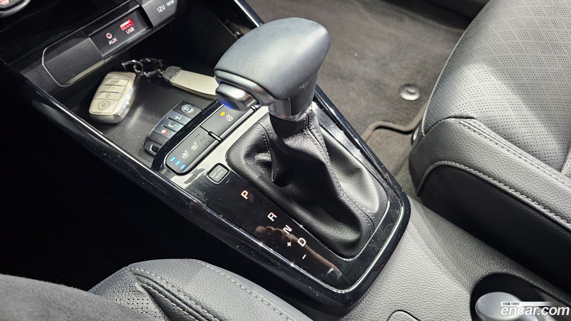 Main__Slider__Photo:Stonic Kia 2019.0-8
