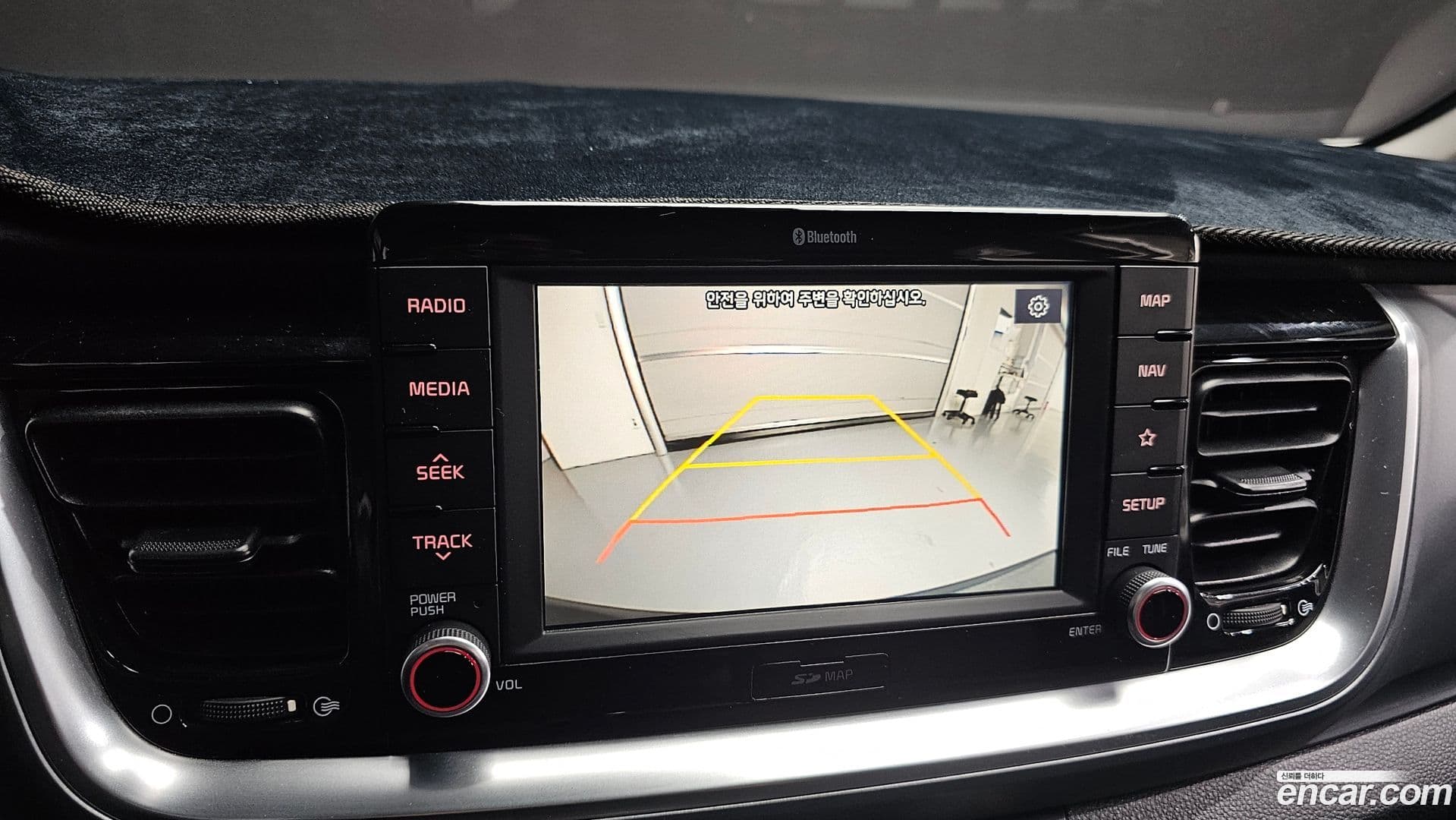 Main__Slider__Photo:Stonic Kia 2019.0-16