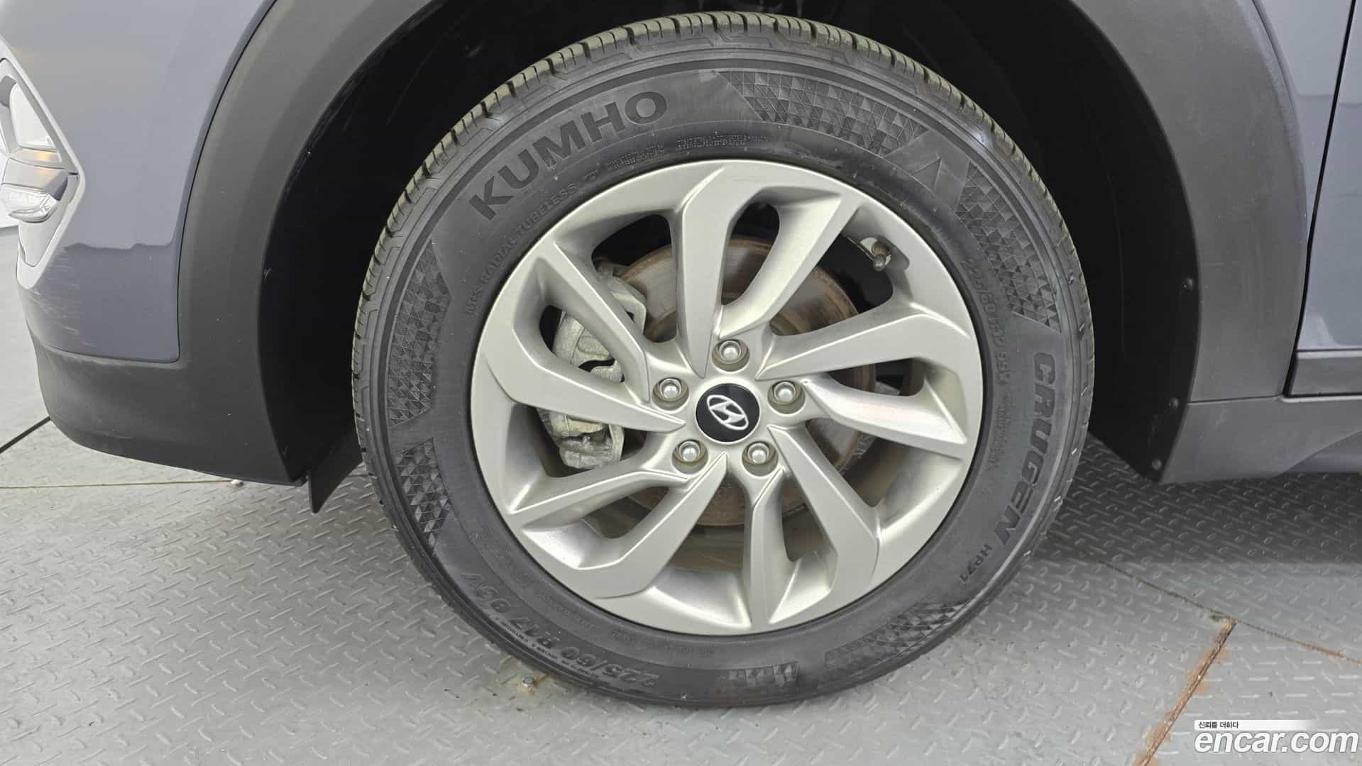Tucson Hyundai 2018.4-OUTER-005