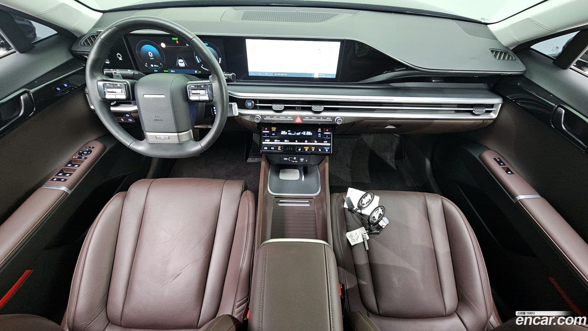 Main__Slider__Photo:Grandeur Hyundai 2023.2-6