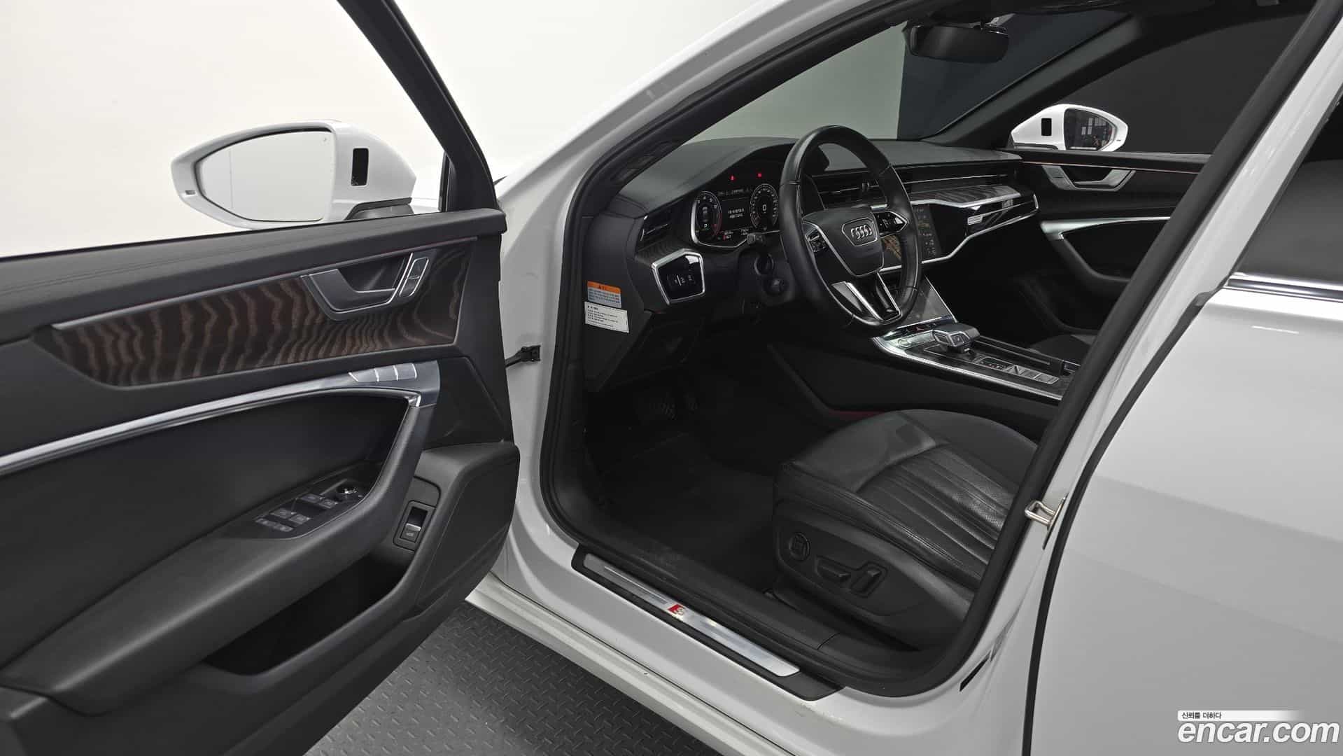 A6 Audi 2019.10-INNER-010