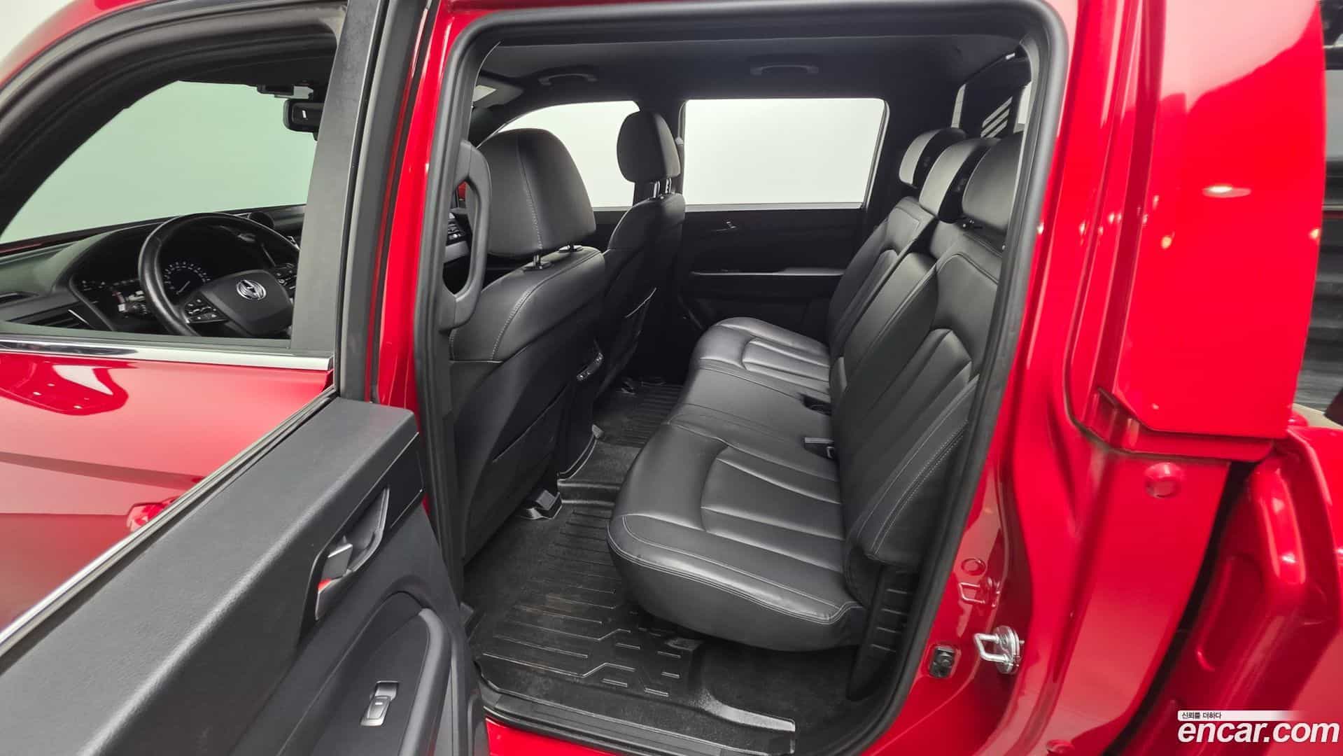 Rexton KG Mobility 2020.7-INNER-036