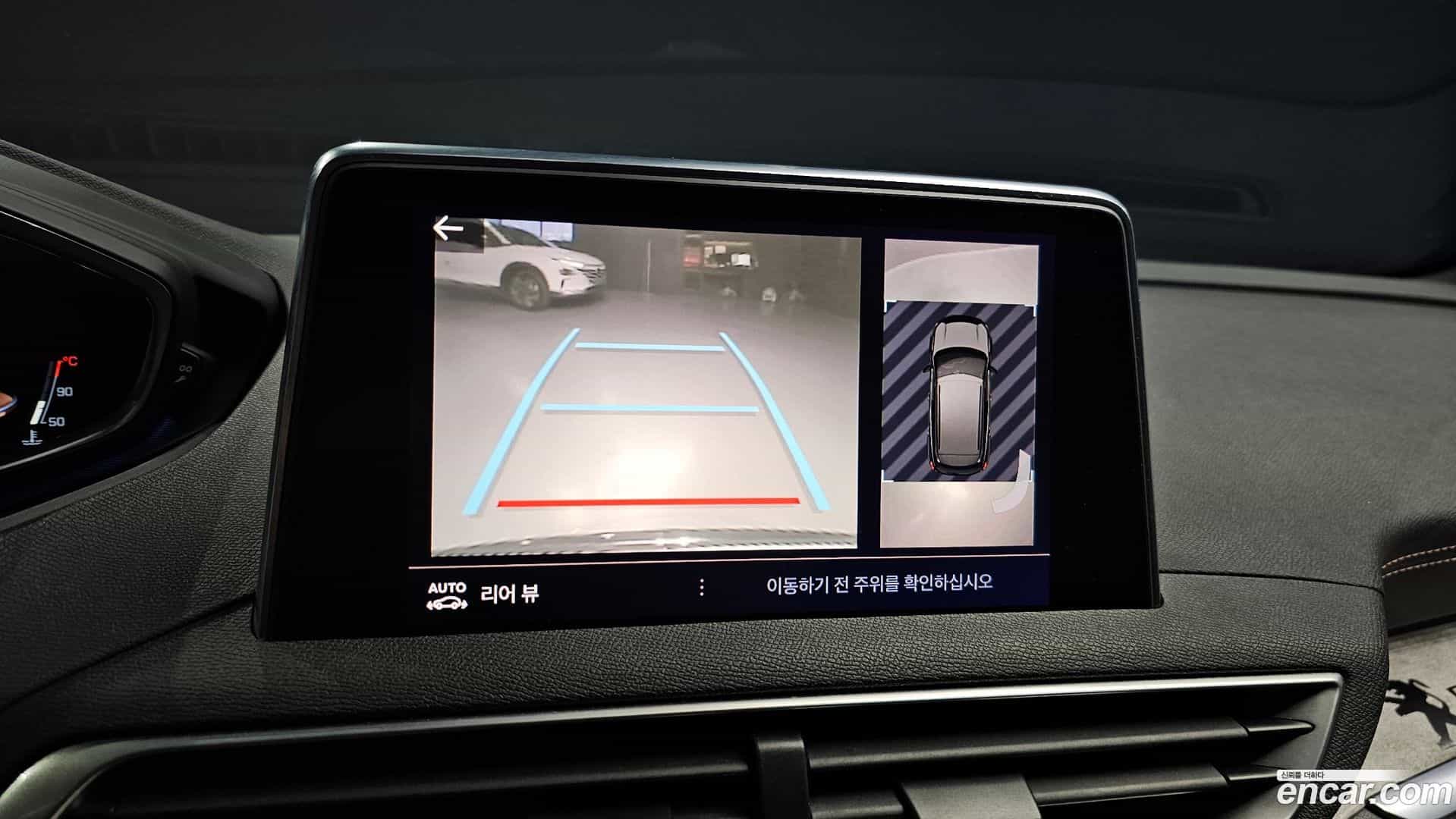 3008 Peugeot 2018.6-OPTION-018