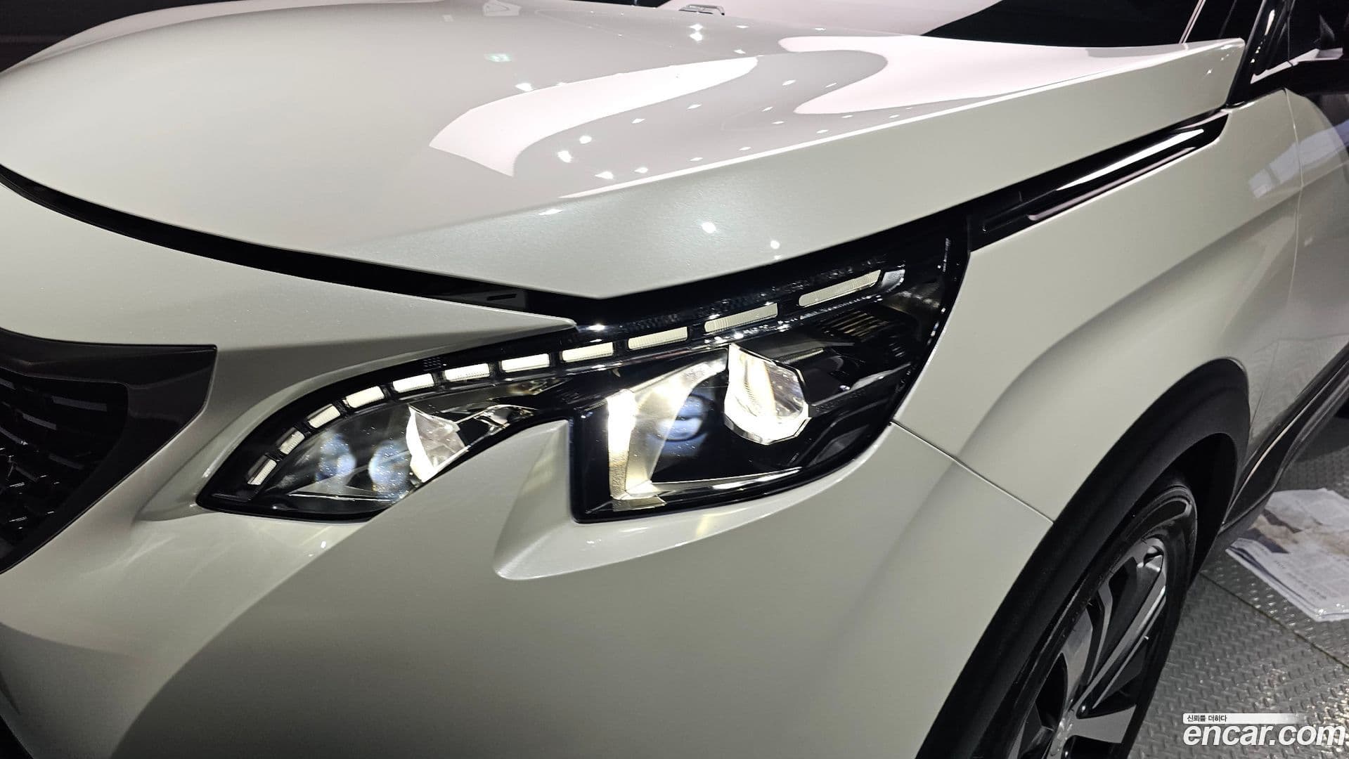 Main__Slider__Photo:3008 Peugeot 2018.6-21