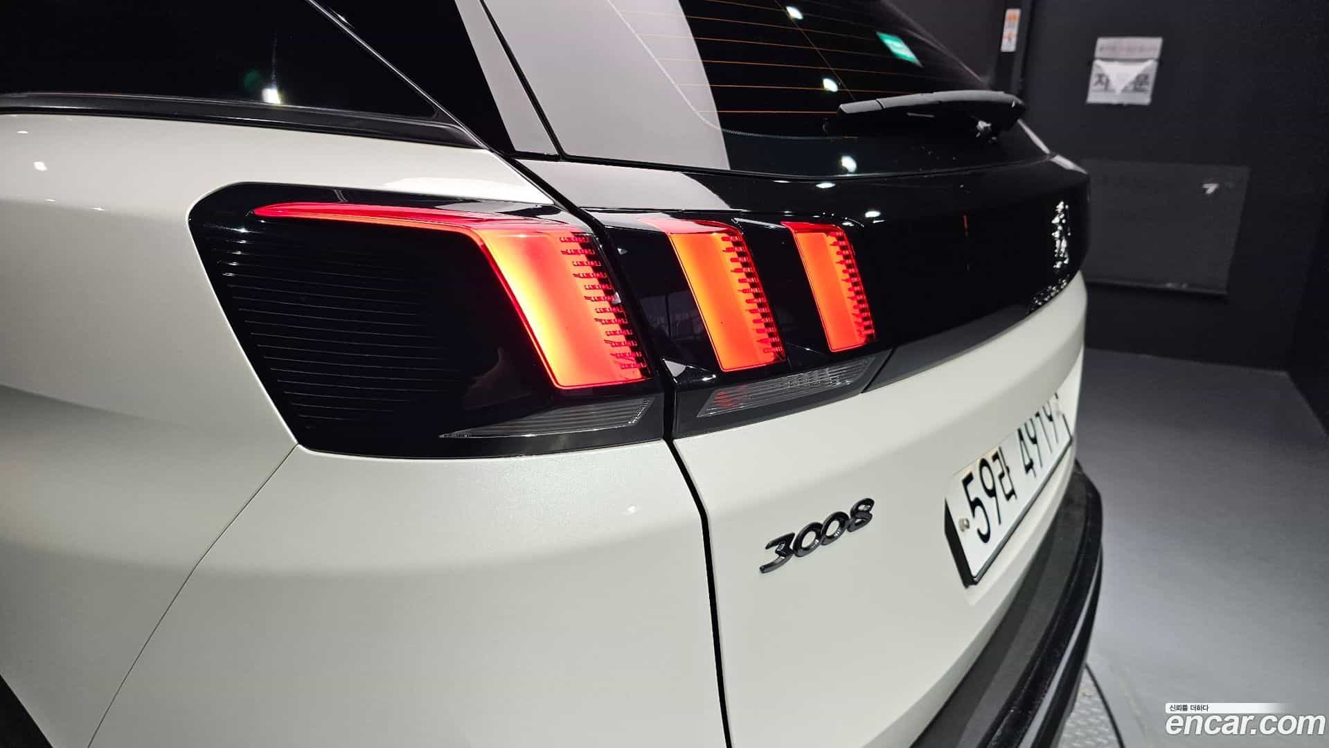3008 Peugeot 2018.6-OUTER-033