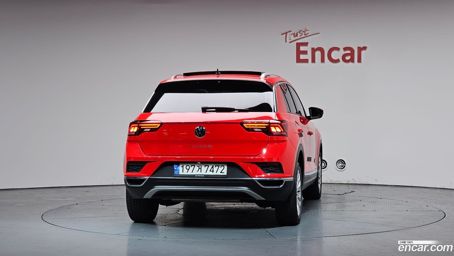 Main__Slider__Photo:T-Roc Volkswagen 2021.5-3