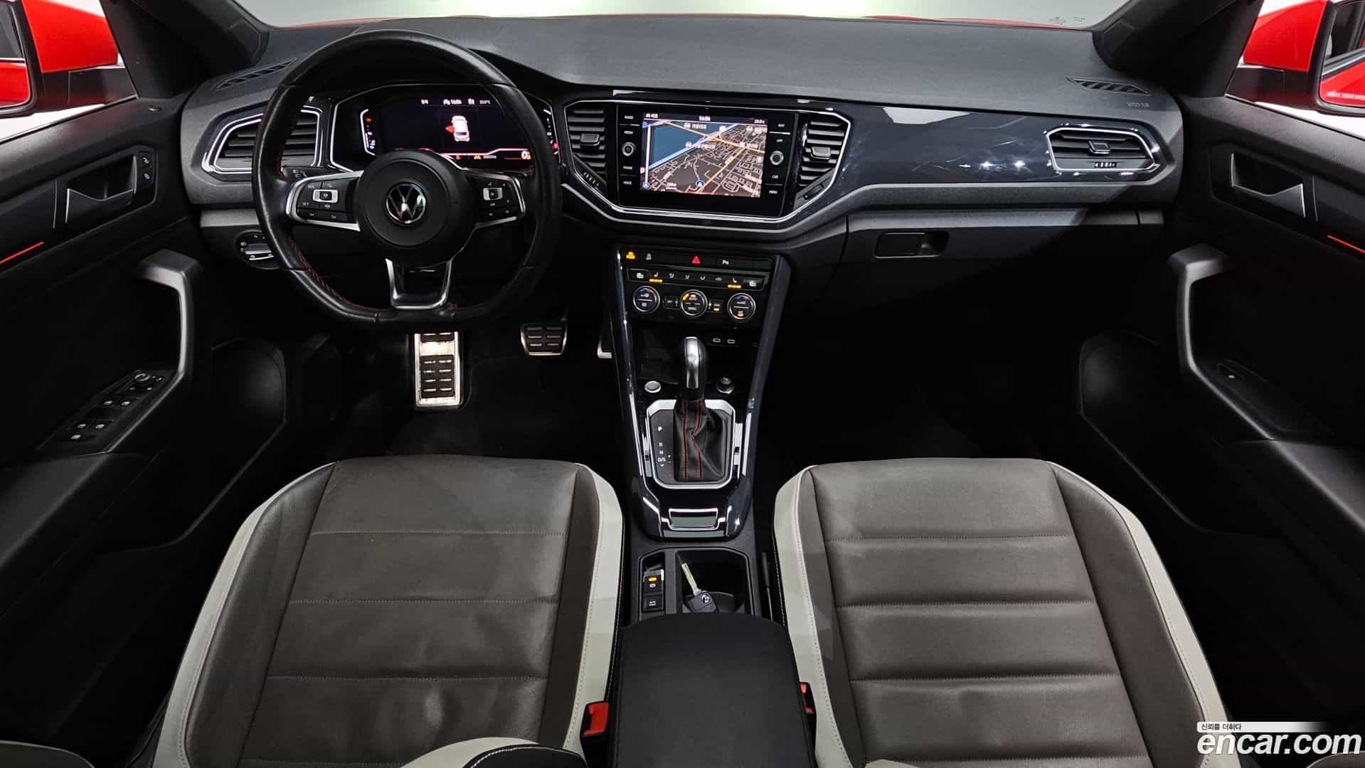 T-Roc Volkswagen 2021.5-INNER-007