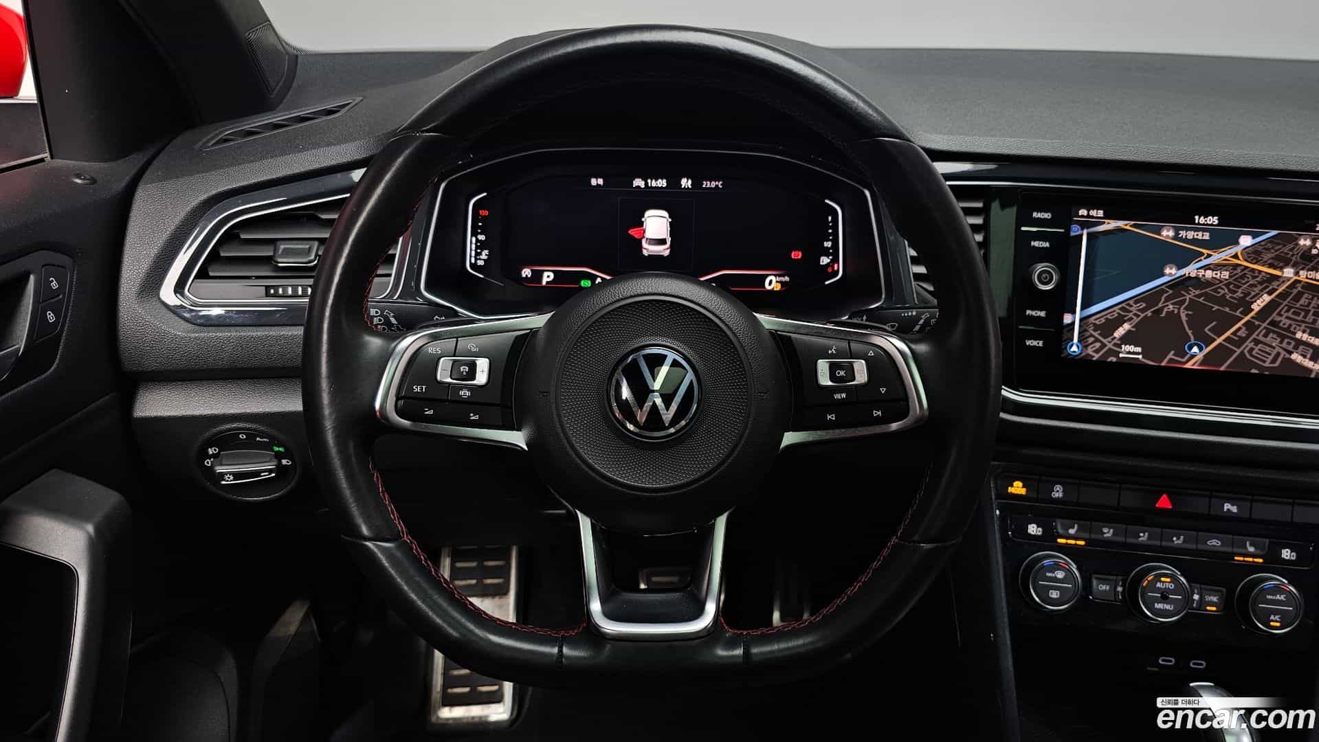 T-Roc Volkswagen 2021.5-OPTION-016