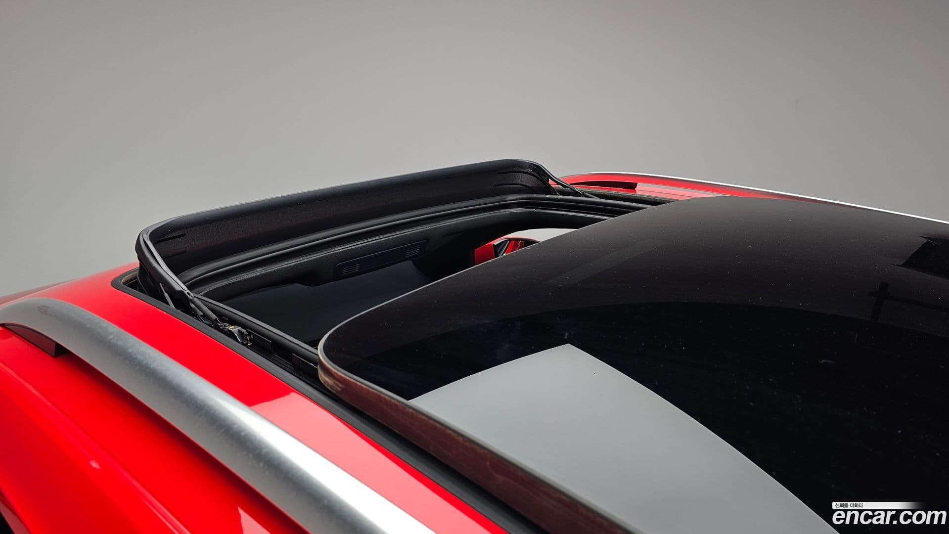 Main__Slider__Photo:T-Roc Volkswagen 2021.5-16