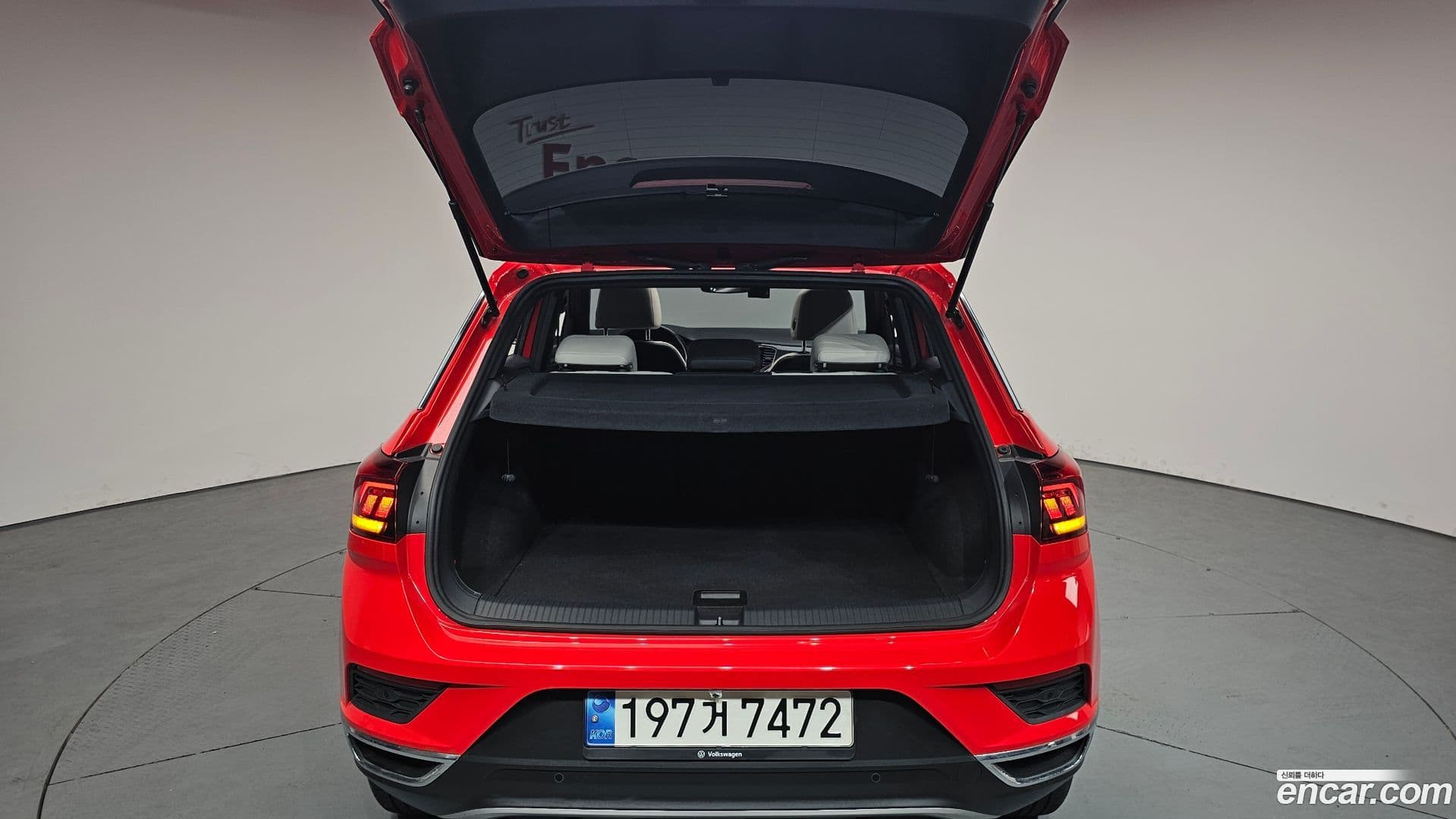 Main__Slider__Photo:T-Roc Volkswagen 2021.5-19