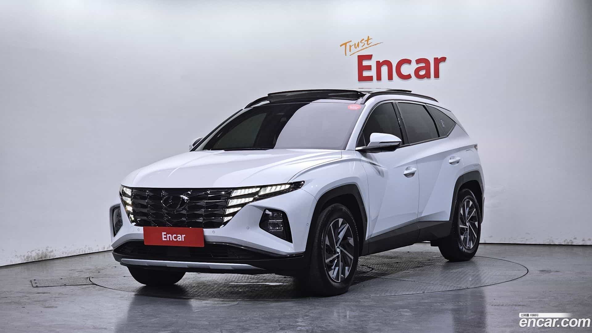 Tucson Hyundai 2022.2-OUTER-001