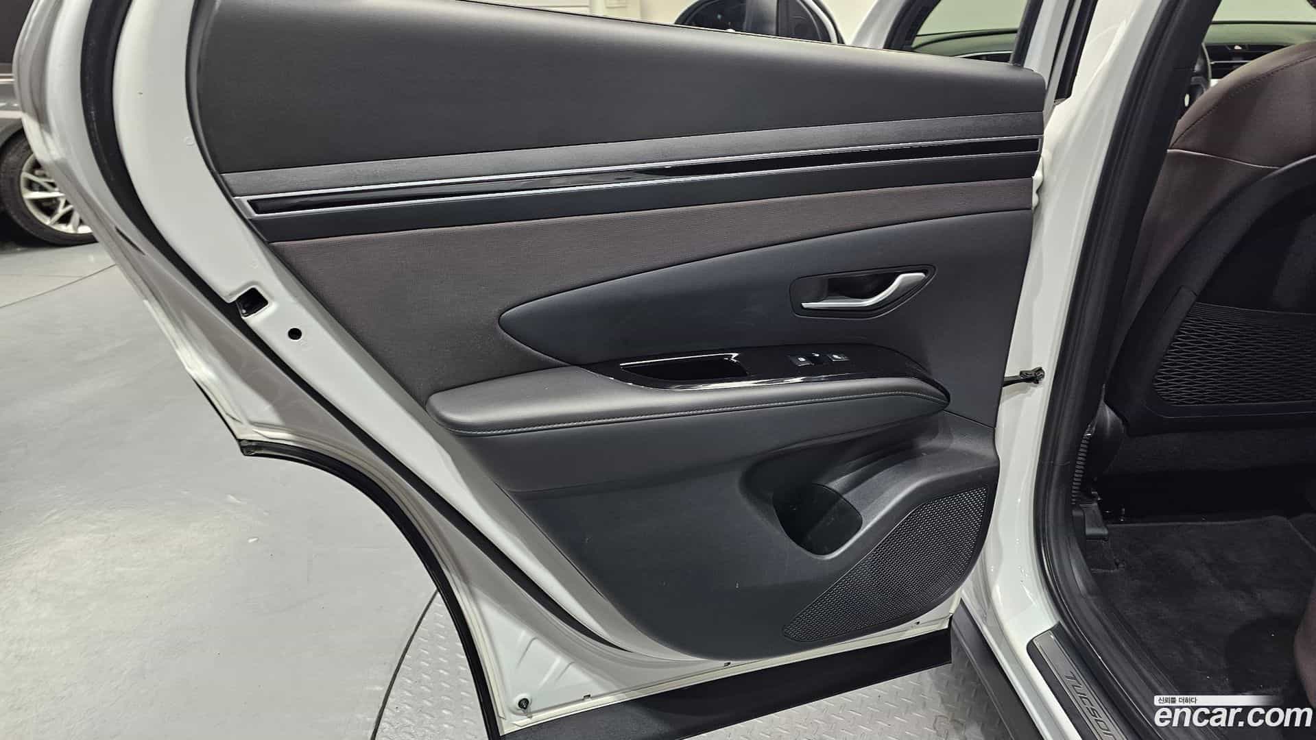 Tucson Hyundai 2022.2-INNER-035