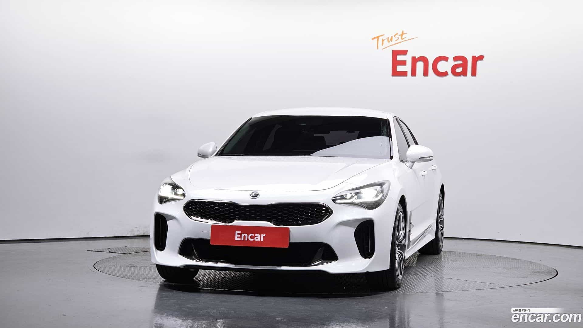 Stinger Kia 2017.11-OUTER-003