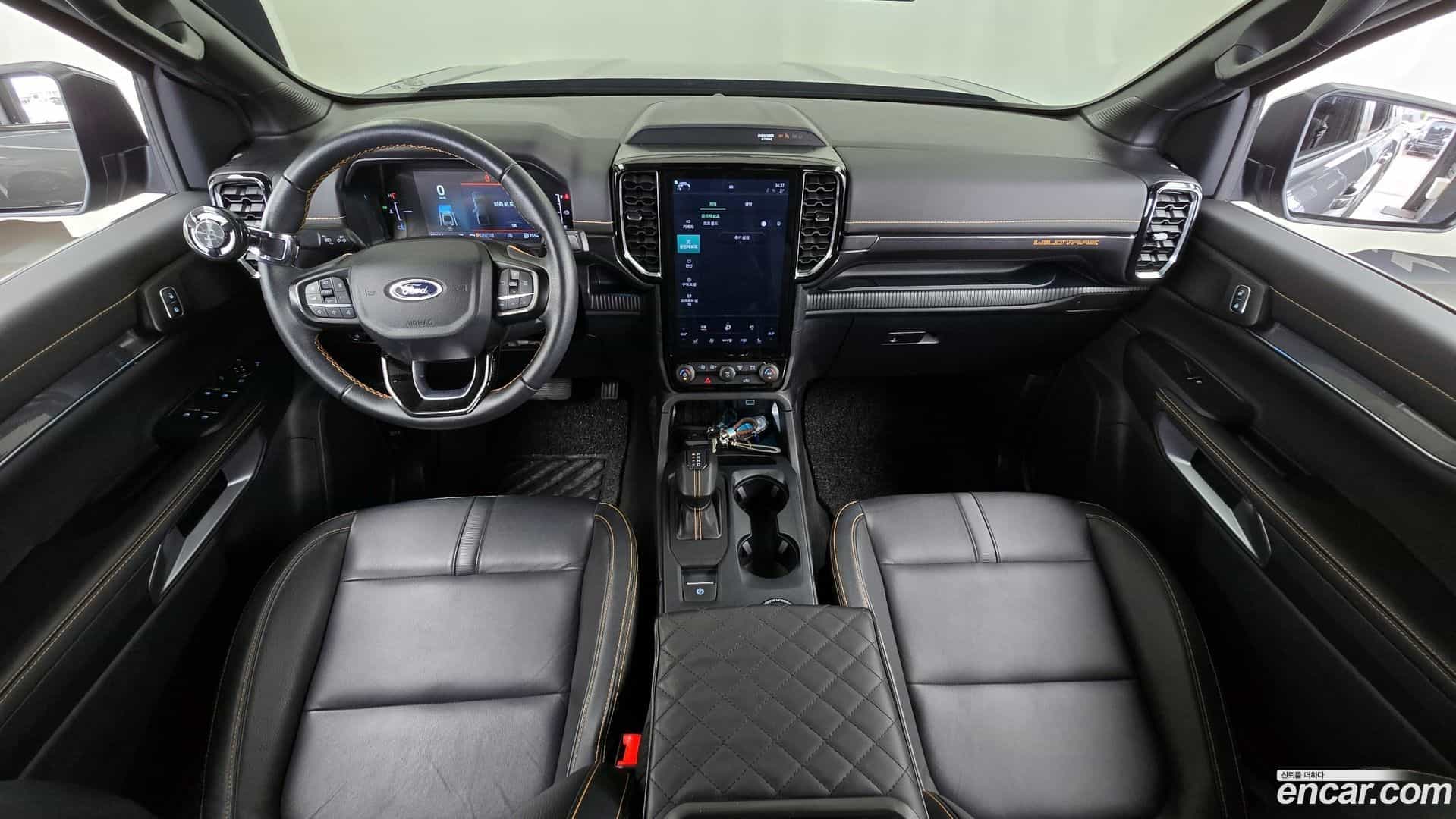 Ranger Ford 2023.2-INNER-007