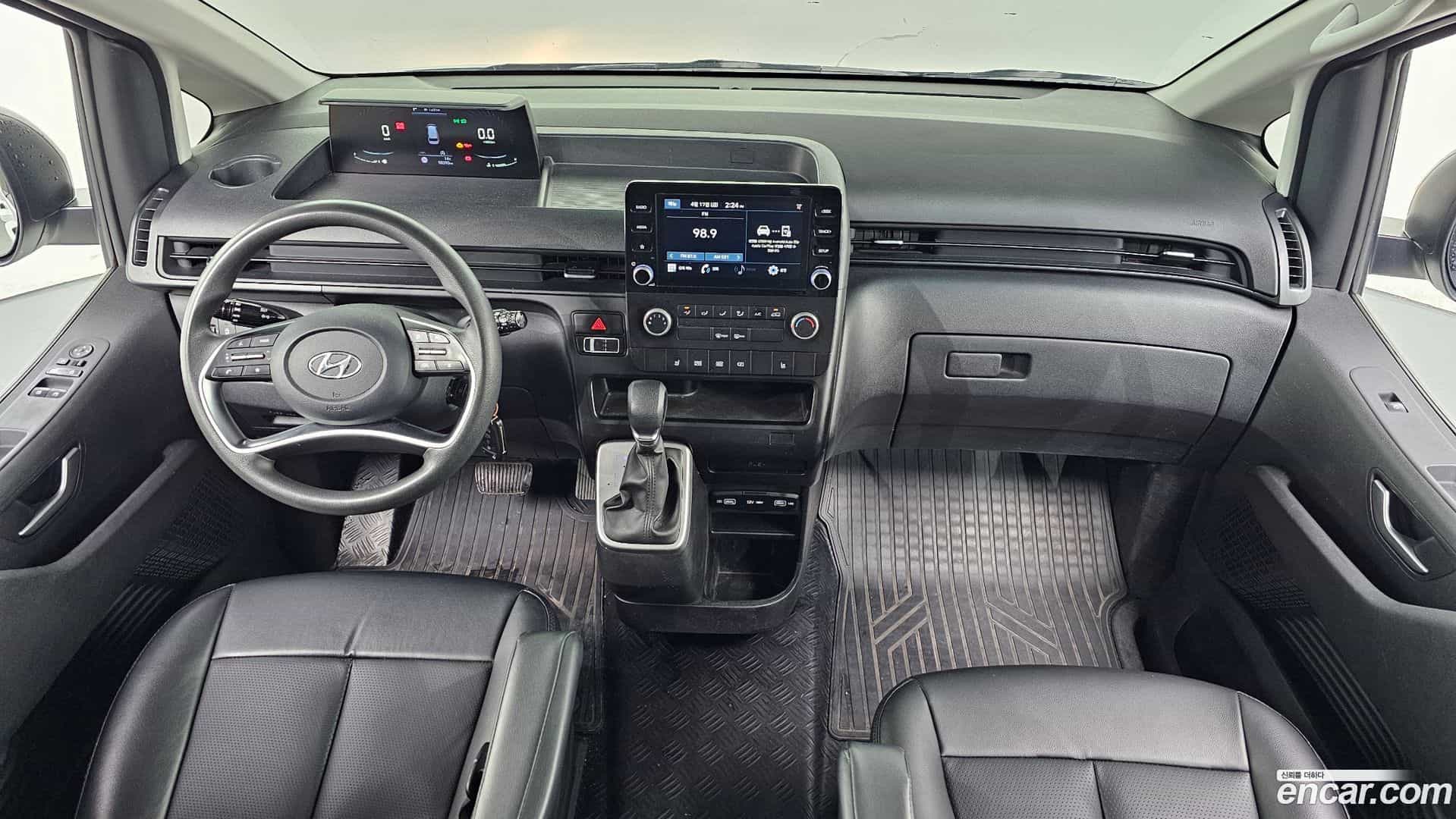 Staria Hyundai 2022.9-INNER-007