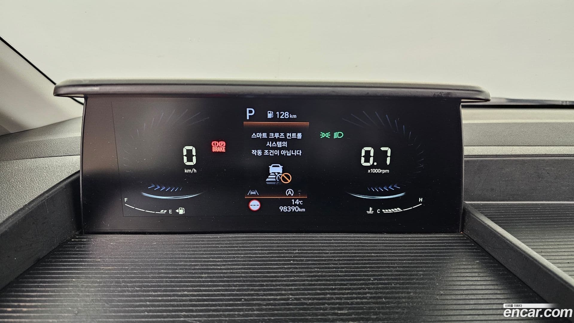 Main__Slider__Photo:Staria Hyundai 2022.9-7