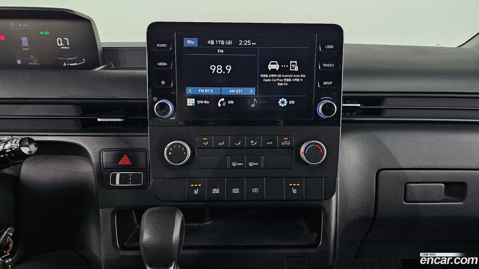 Staria Hyundai 2022.9-OPTION-017
