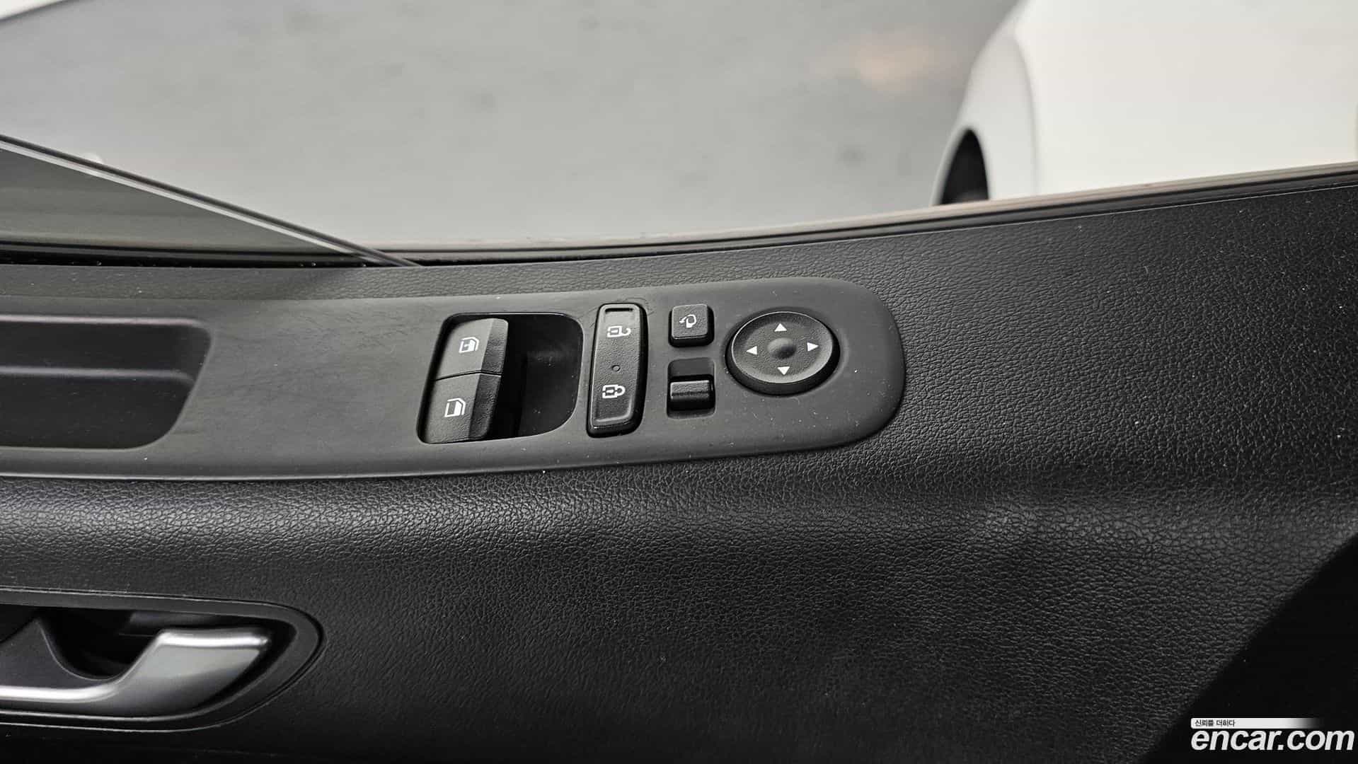 Staria Hyundai 2022.9-OPTION-021