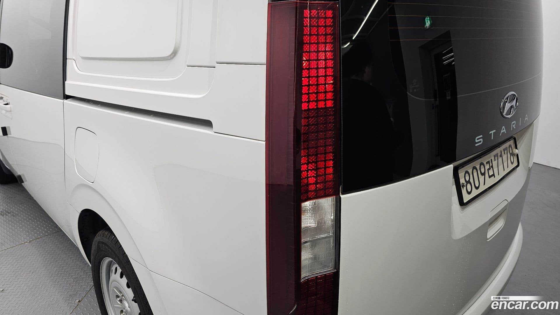 Main__Slider__Photo:Staria Hyundai 2022.9-22