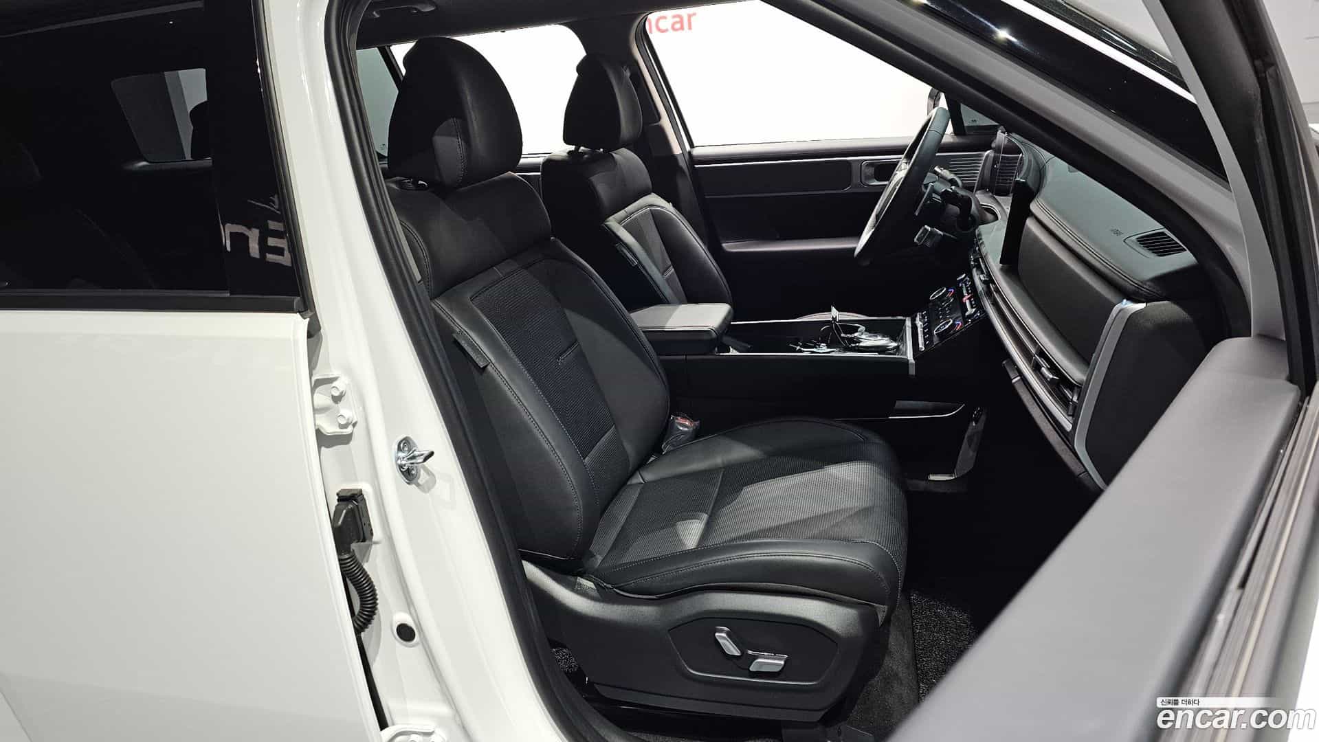 Santafe Hyundai 2024.1-INNER-010