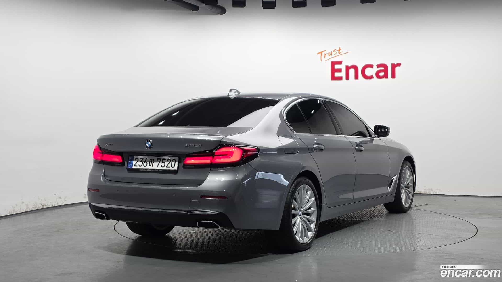 5-Series BMW 2023.4-OUTER-002