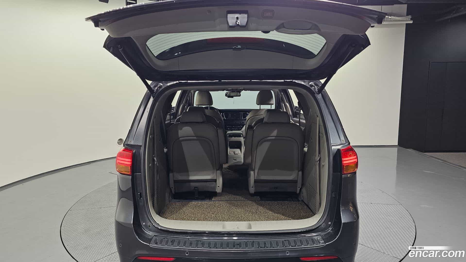 Canival Kia 2016.10-OPTION-024