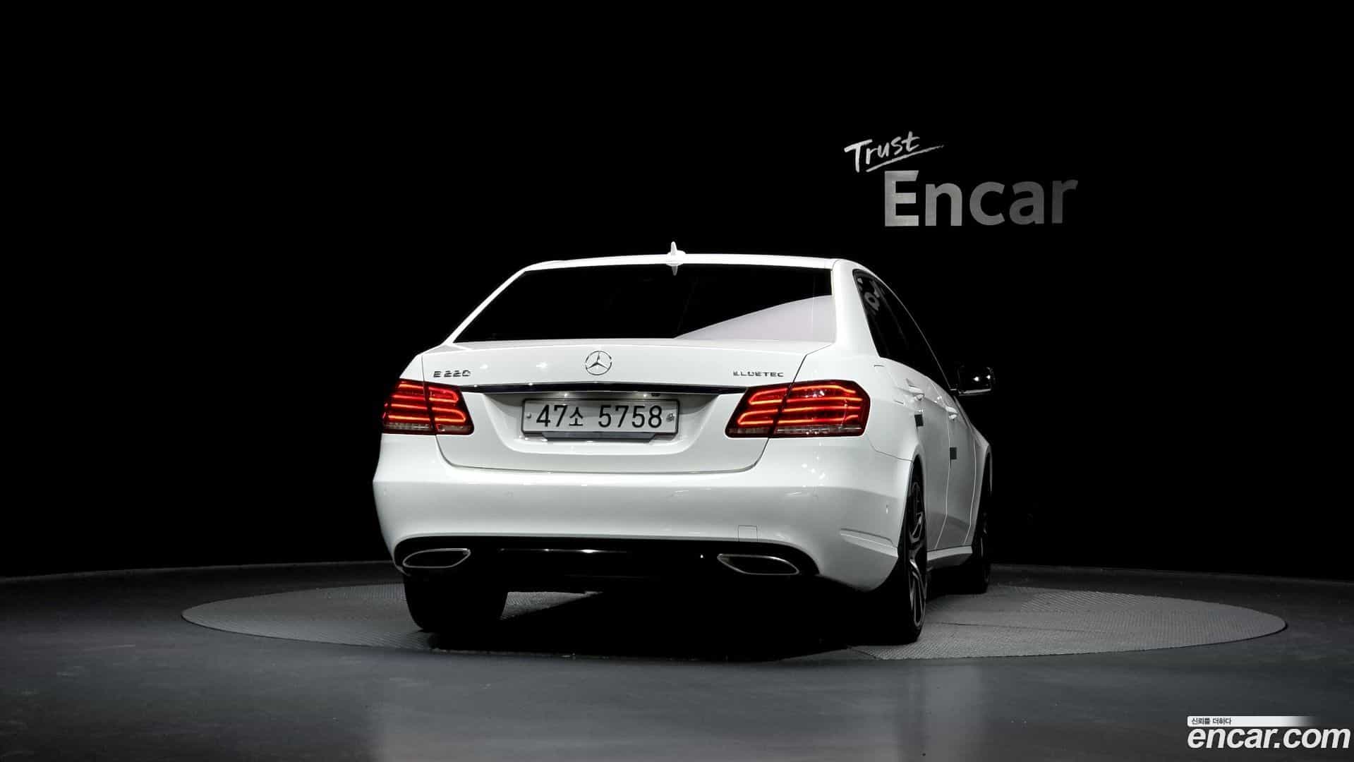 E-Class Mercedes-Benz 2015.1-OUTER-004