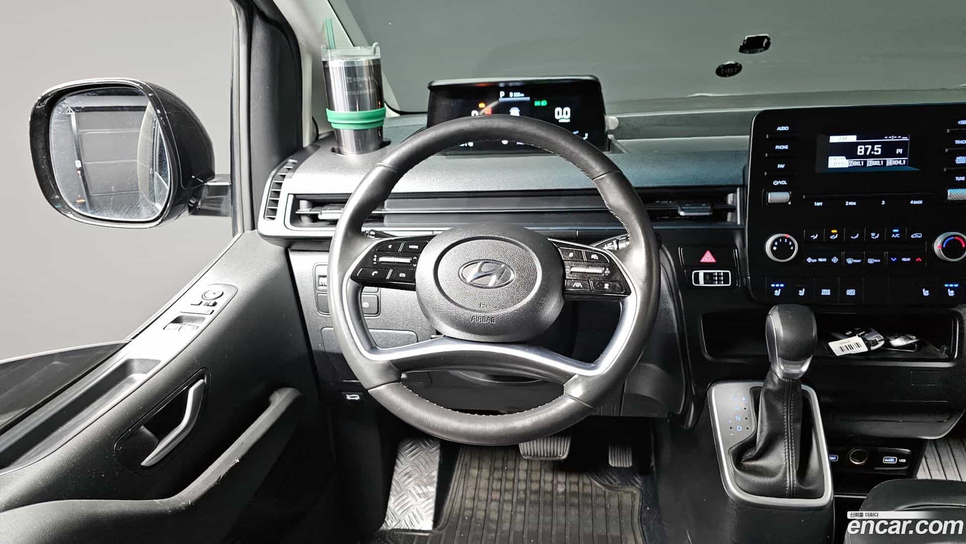Staria Hyundai 2023.1-OPTION-017
