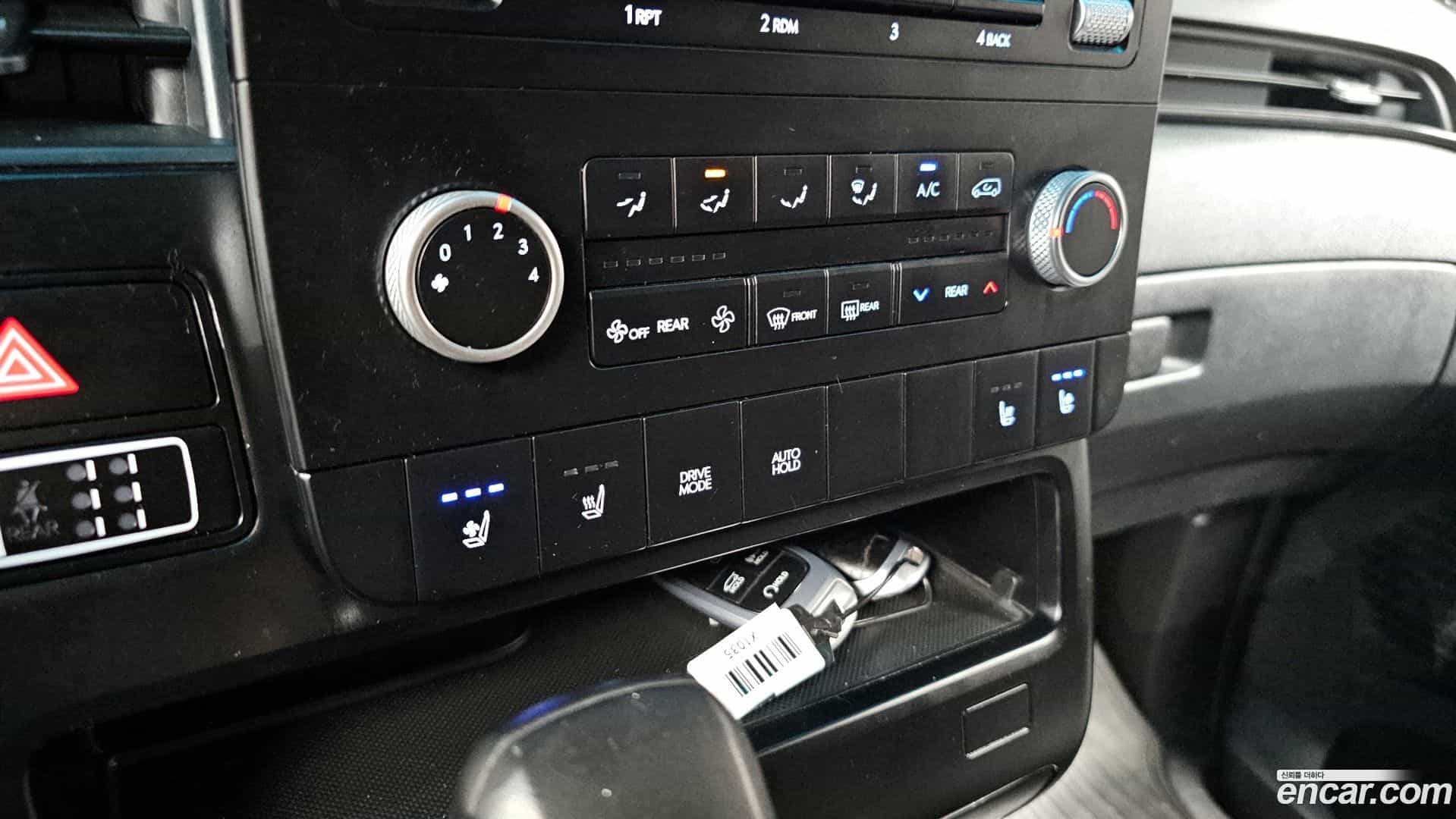 Staria Hyundai 2023.1-OPTION-020