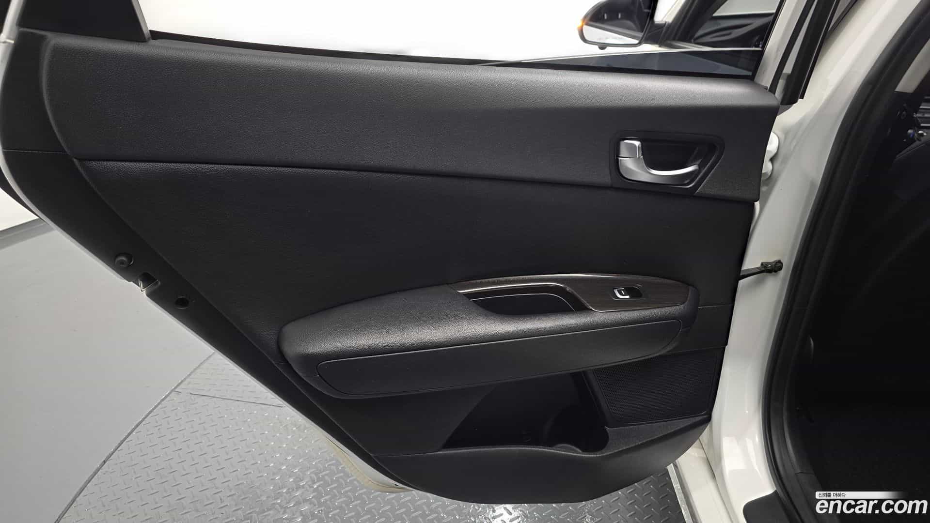 K5 Kia 2018.3-INNER-035