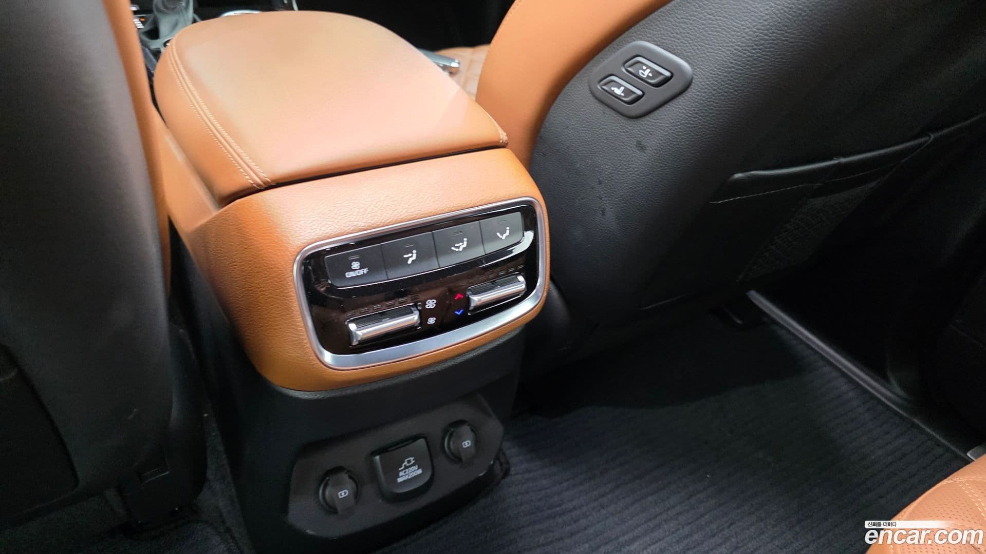 Main__Slider__Photo:Mohave Kia 2022.3-32