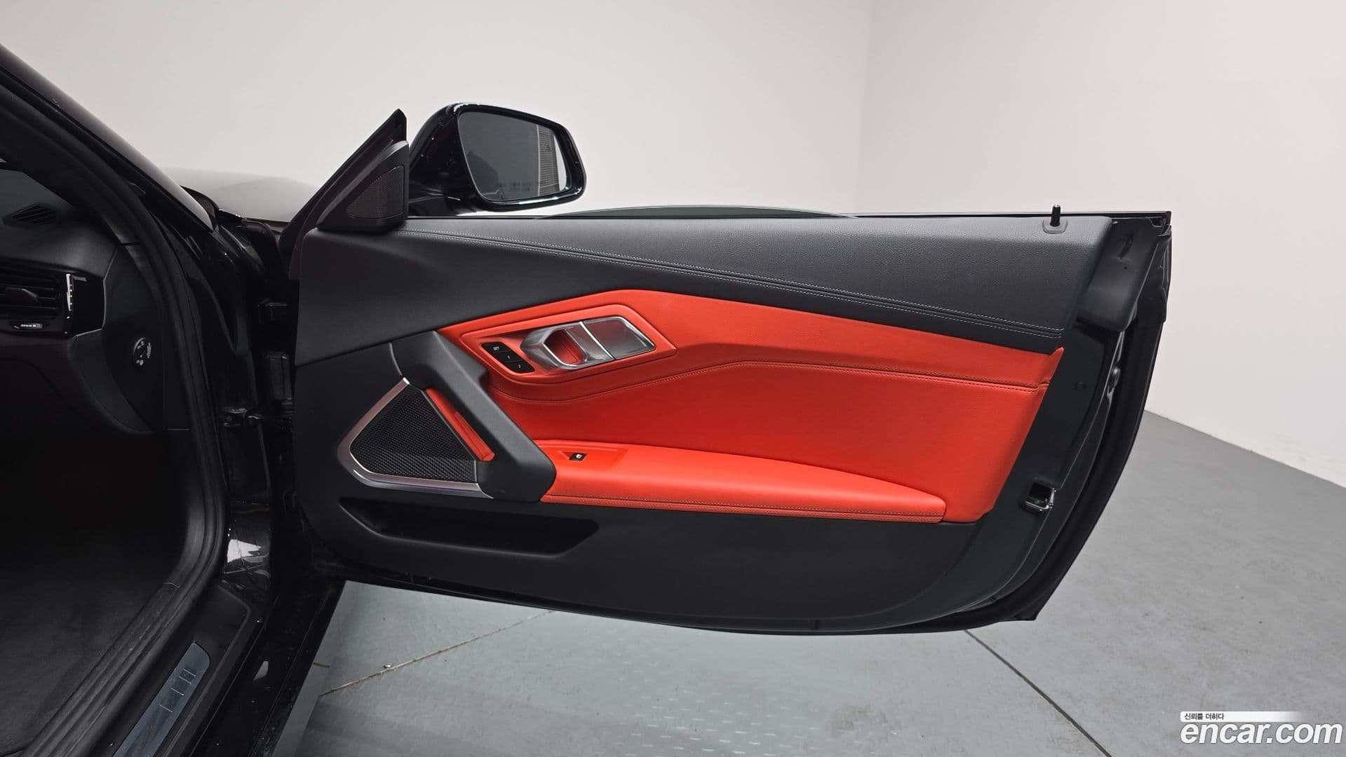 Main__Slider__Photo:Z4 BMW 2020.10-24