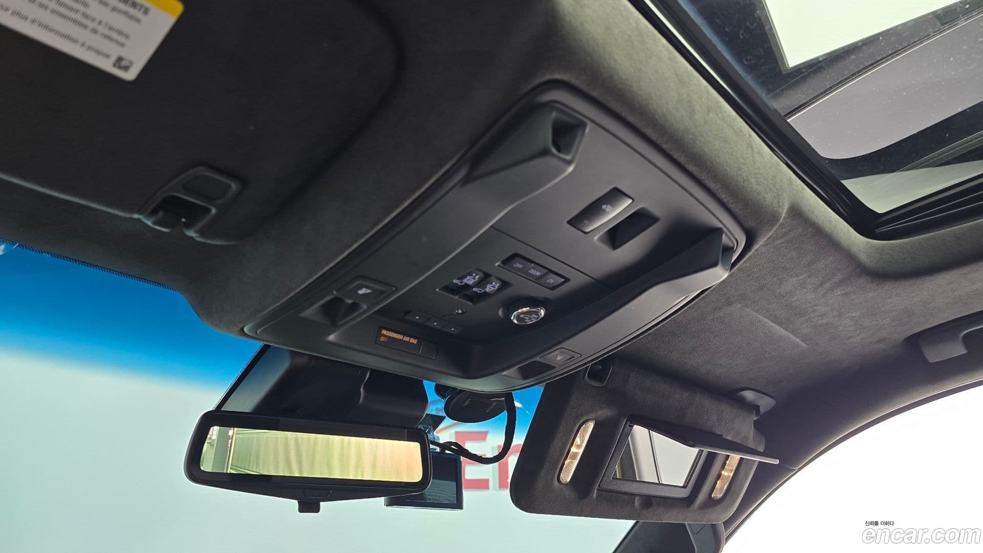 Main__Slider__Photo:Escalade Cadillac 2019.3-33