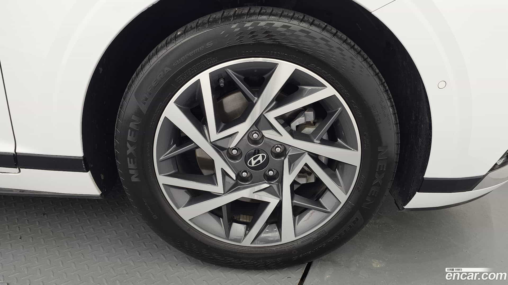 Grandeur Hyundai 2024.3-OUTER-005