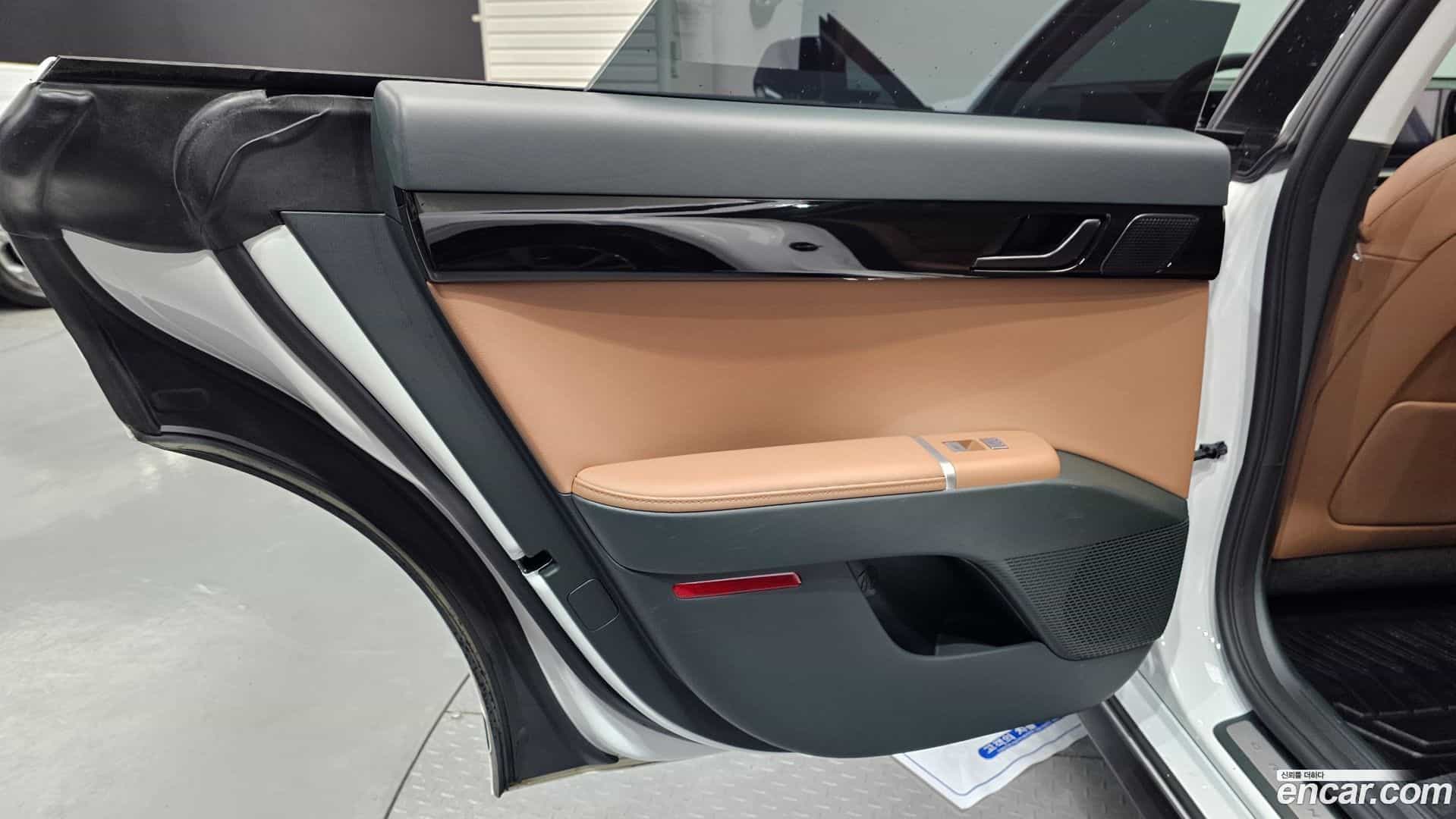 Grandeur Hyundai 2024.3-INNER-035