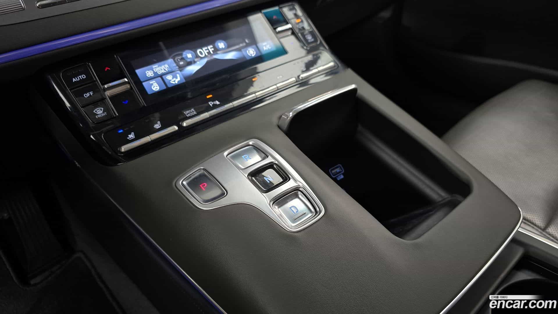 Grandeur Hyundai 2020.2-INNER-009