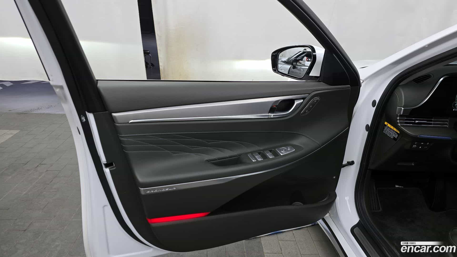 Grandeur Hyundai 2020.2-INNER-034