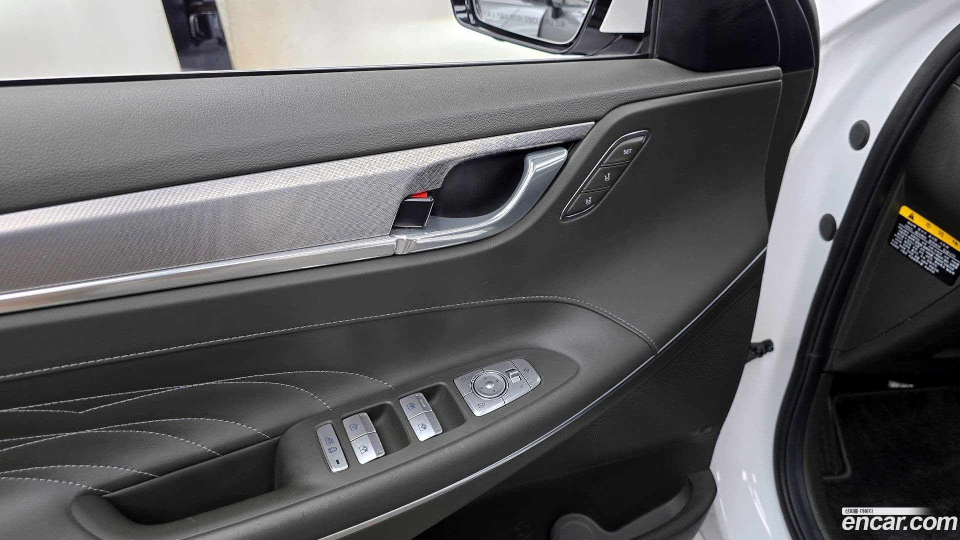 Main__Slider__Photo:Grandeur Hyundai 2020.2-27
