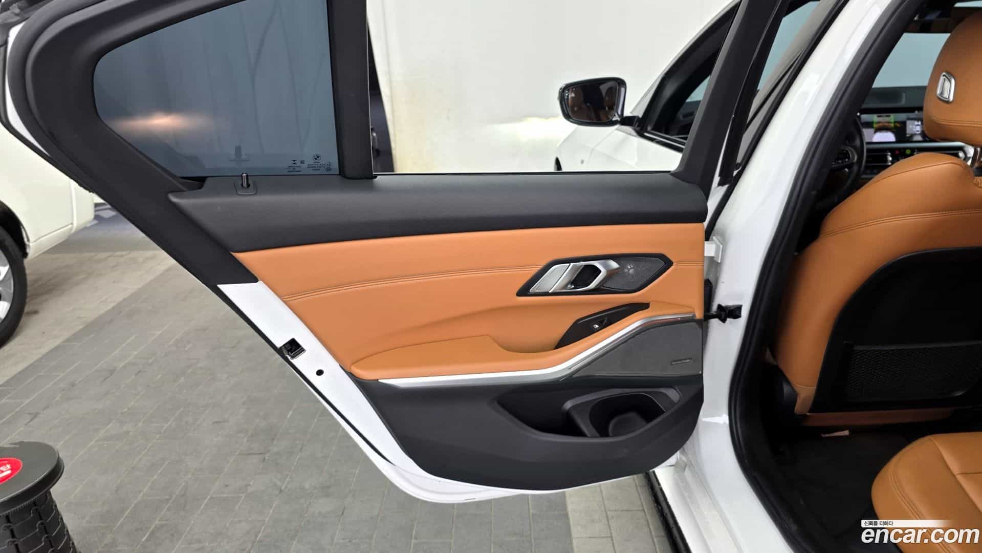 3-Series BMW 2020.1-INNER-035