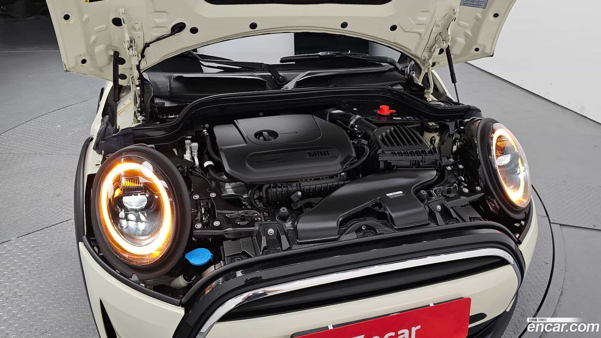 Cooper Mini 2021.8-OUTER-006