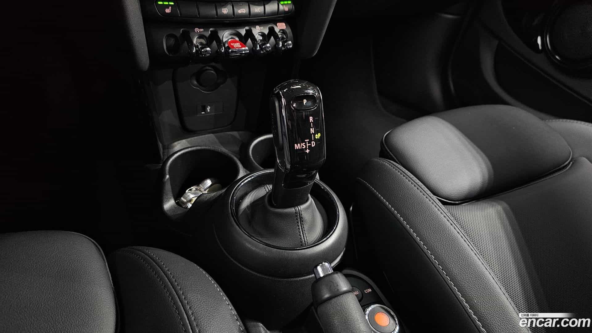 Cooper Mini 2021.8-INNER-009