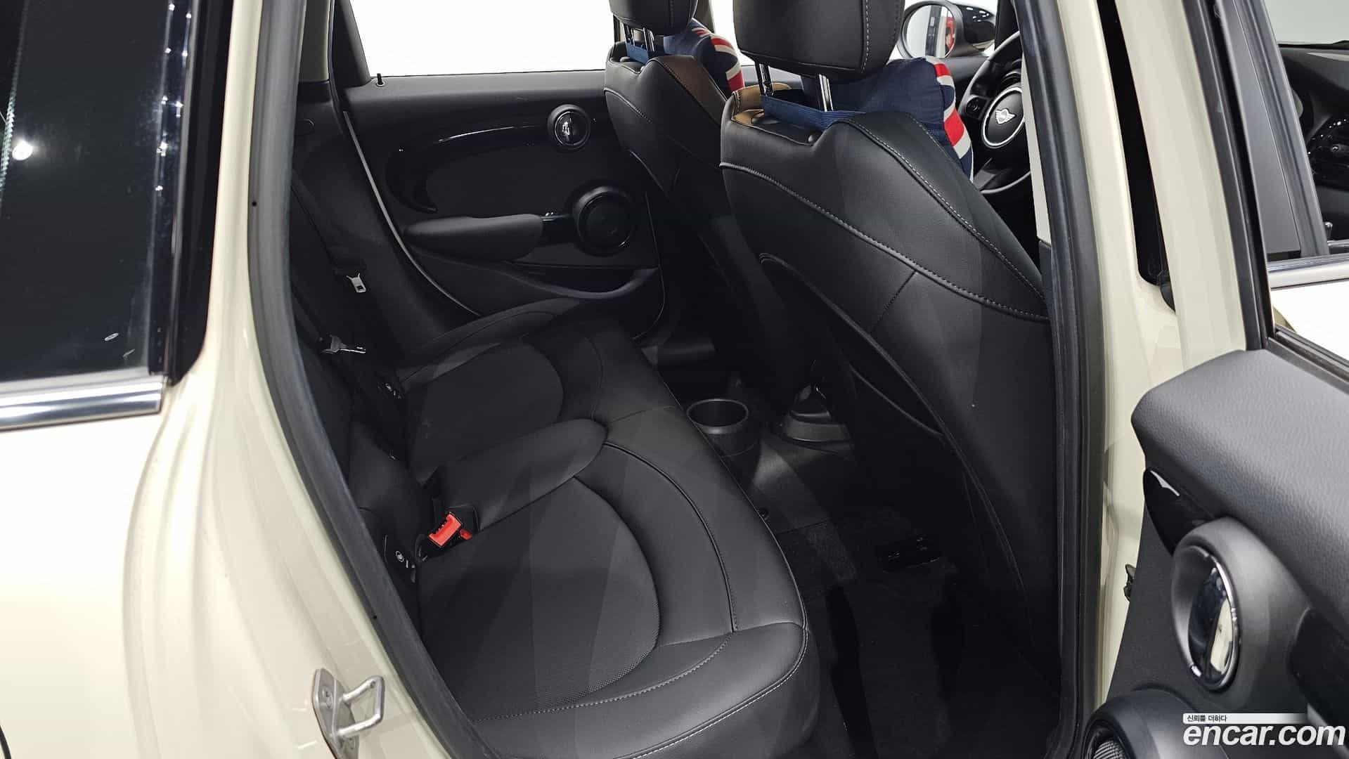 Cooper Mini 2021.8-OPTION-015