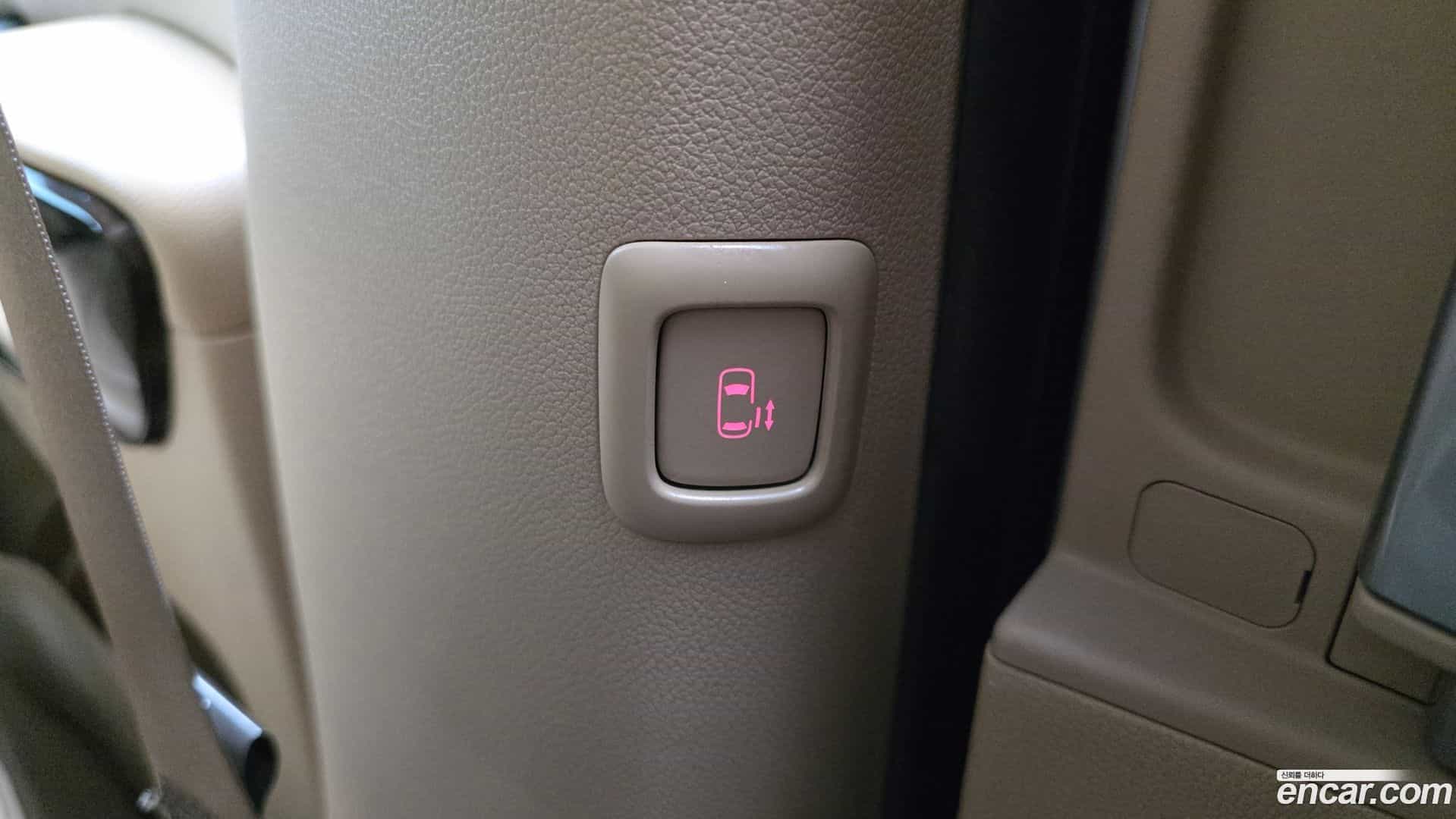 Canival Kia 2019.8-OPTION-022