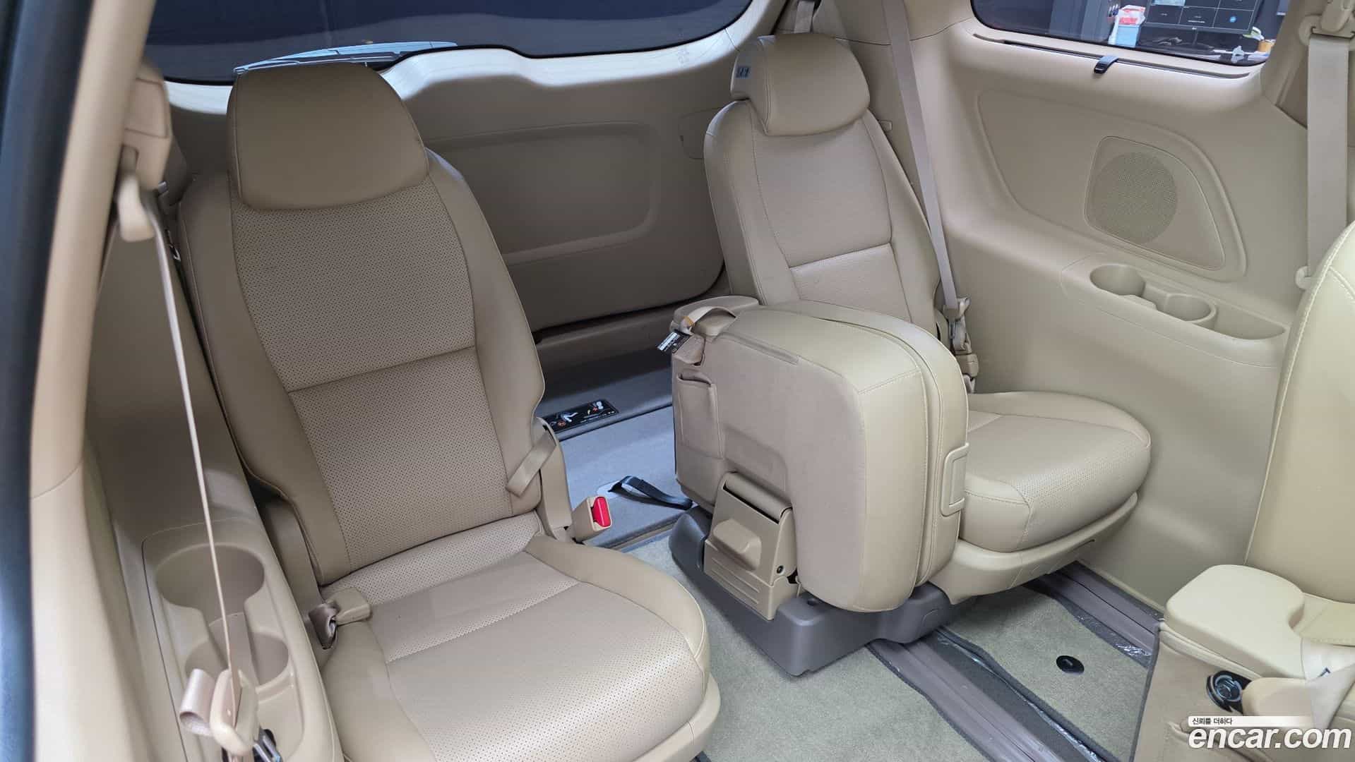 Canival Kia 2019.8-OPTION-043