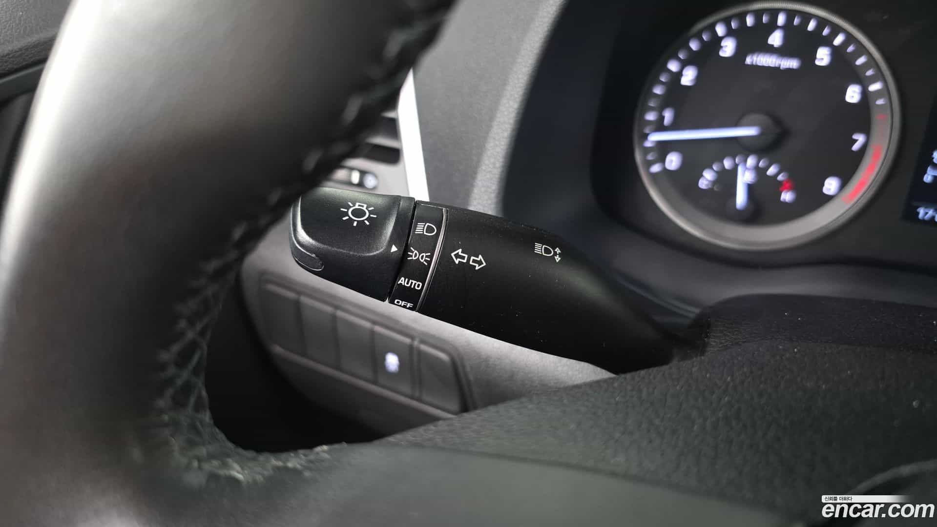 Tucson Hyundai 2017.9-OPTION-023